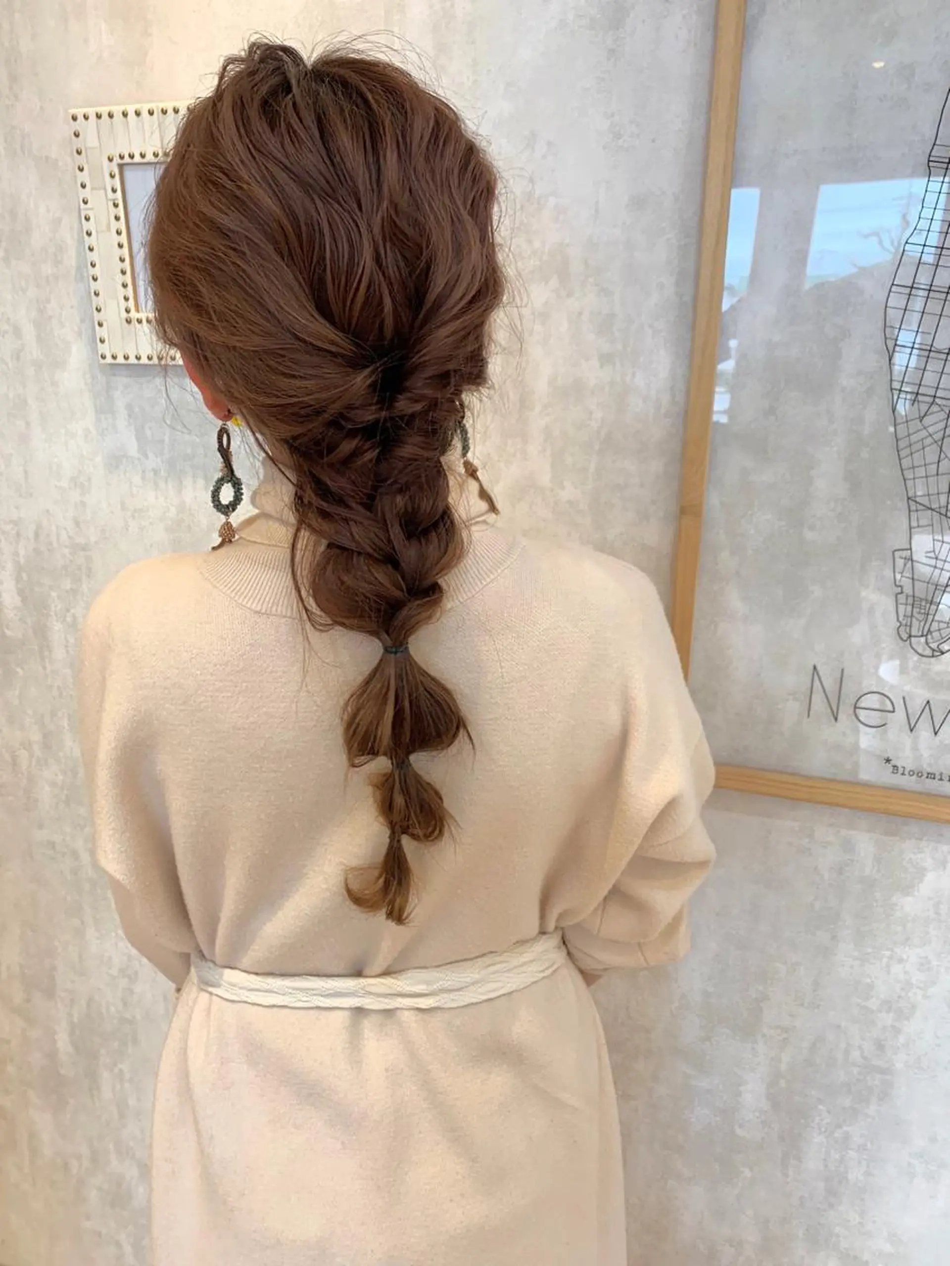 ヘアアレンジ 玉ねぎヘアー 三村 桜生のヘアスタイル