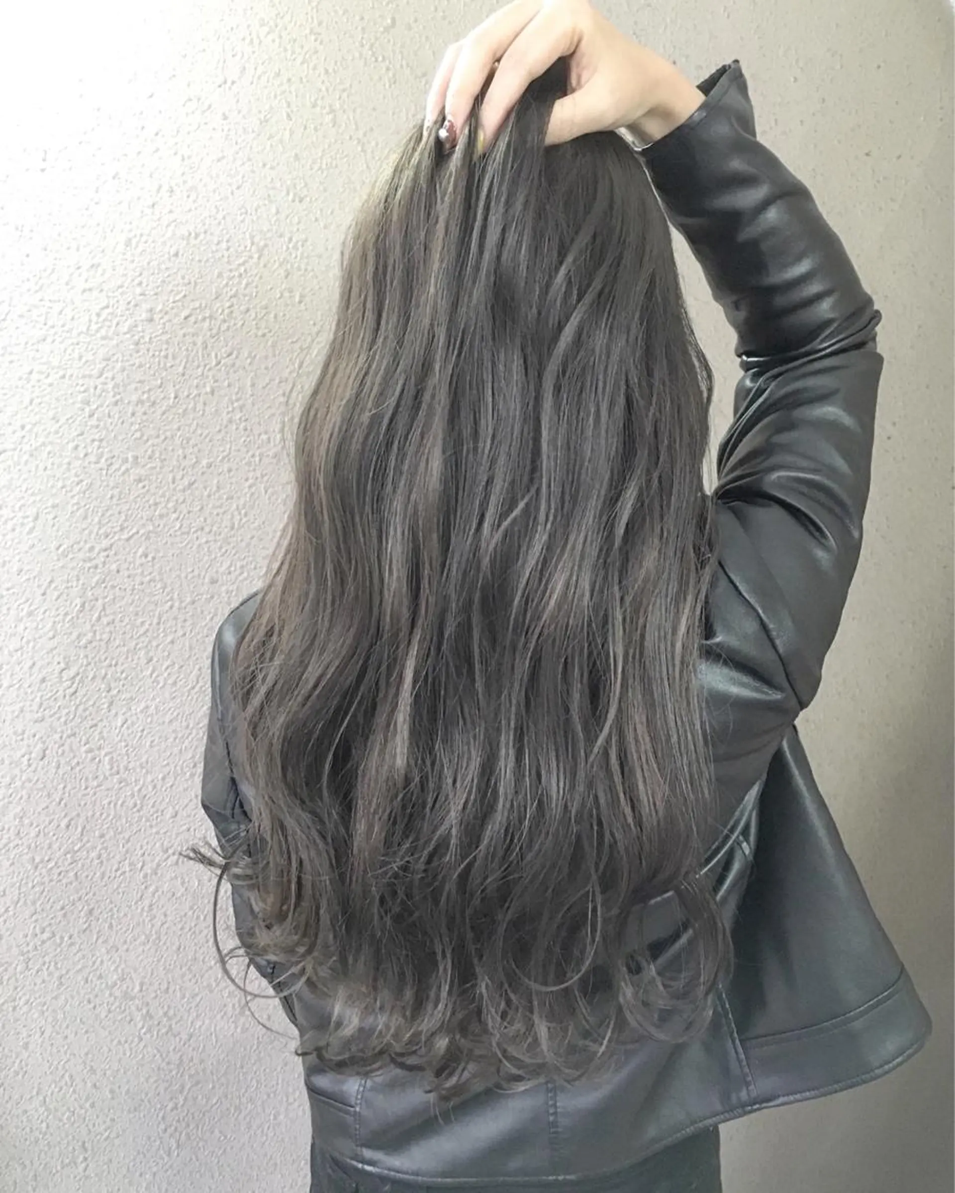 ロング カラー アディクシーカラー アクアカラー バレイヤージュ ブリーチ ケアブリーチ カット ヘアカラー トリートメント 【美髪矯正】【スト カール】小野村翔太のヘアスタイル