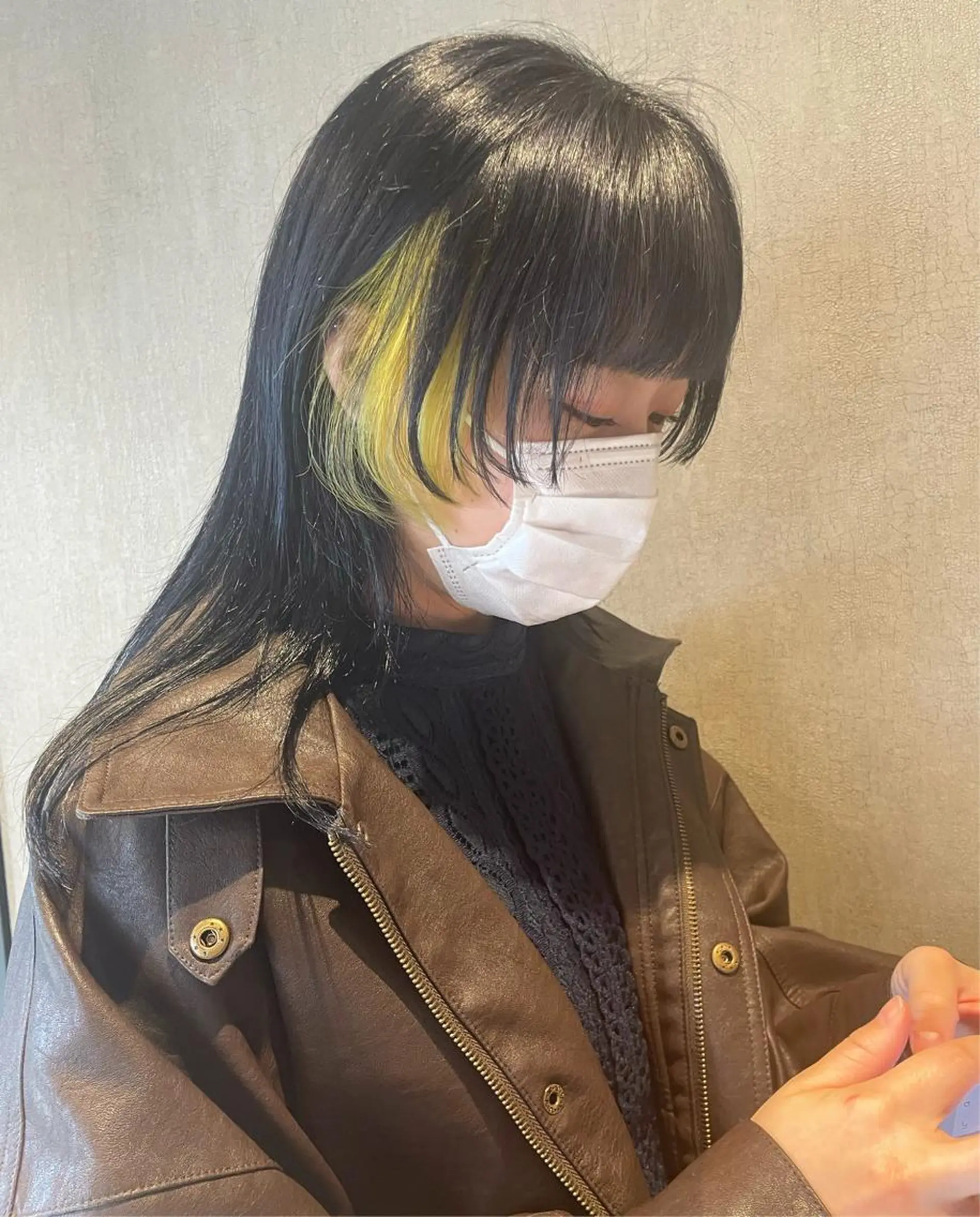 ロング カラー 顔まわりレイヤー レイヤーカット メンズパーマモデル 募集　サトチハルのヘアスタイル