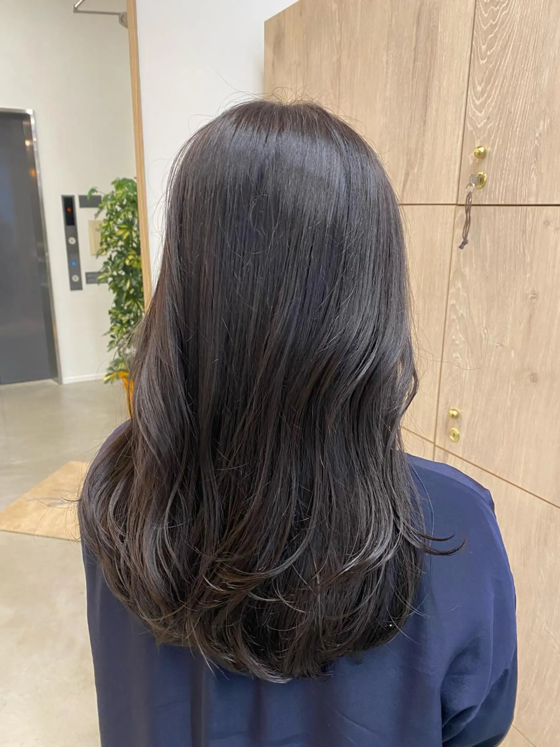 ロング カット ヘアカラー トリートメント sanae /透明感カラーのヘアスタイル
