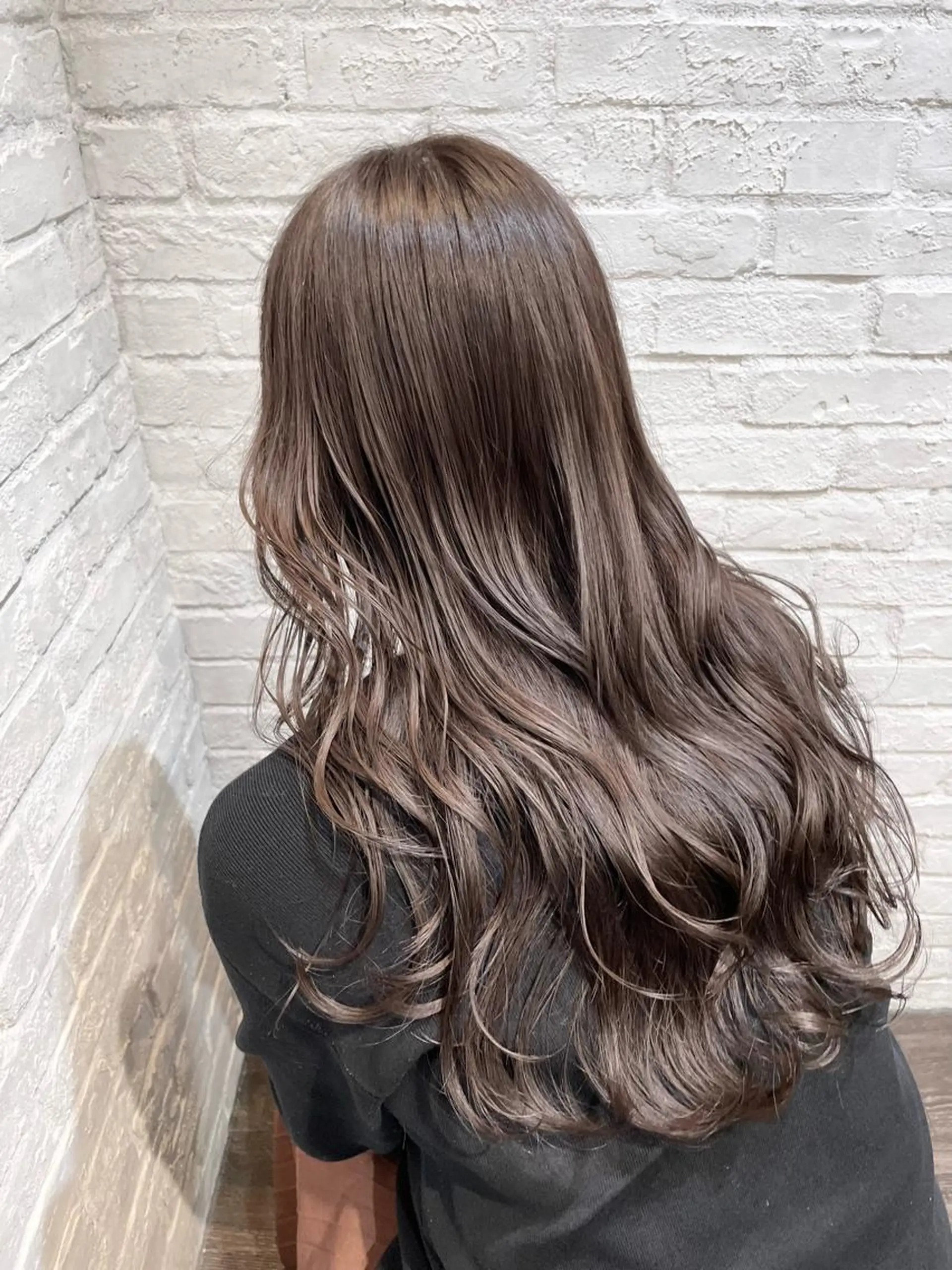 ロング issa academyのヘアスタイル