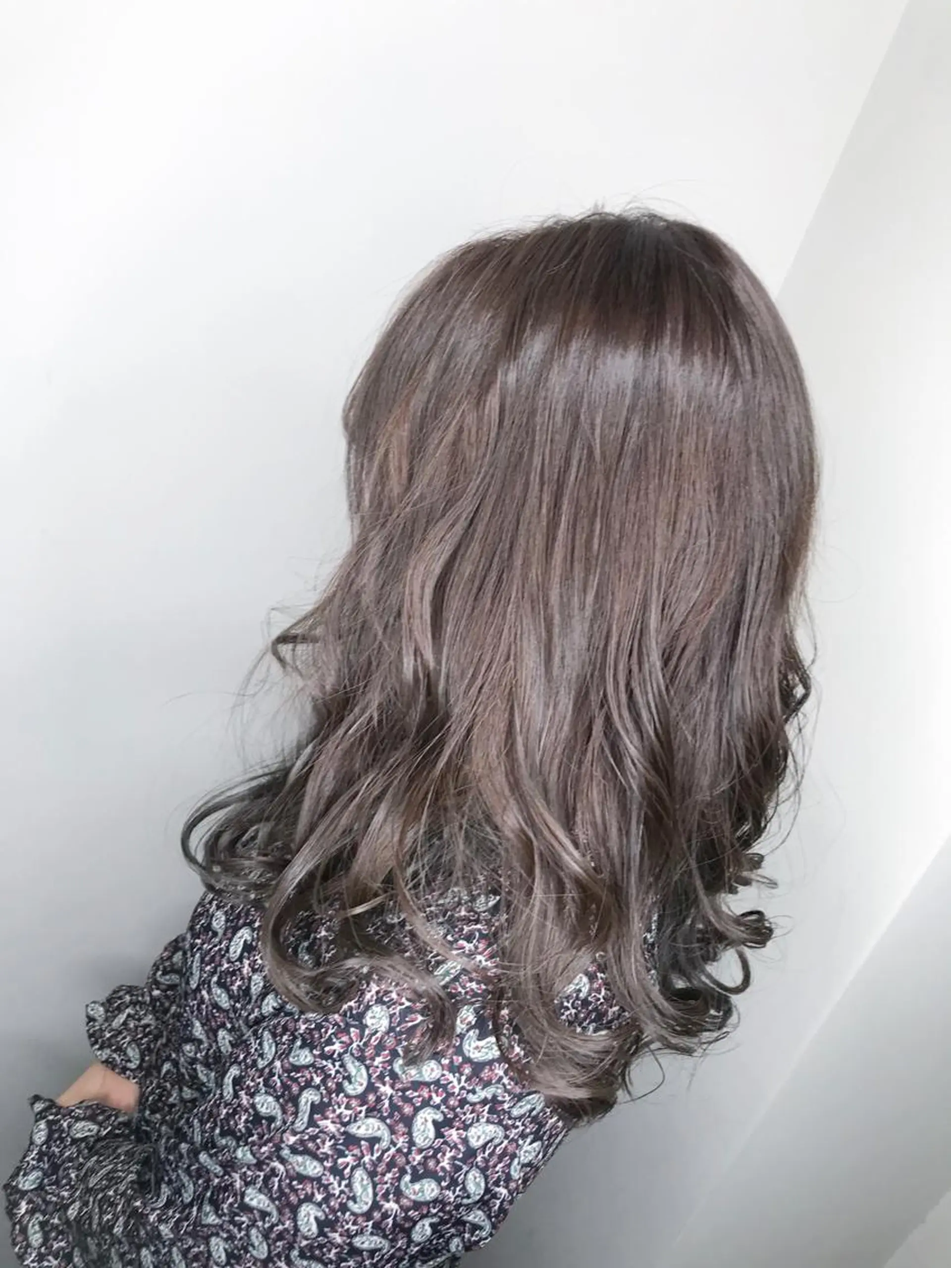 ミディアム カラー ヘアアレンジ カット ヘアカラー トリートメント 🫧代表/新宿駅近/ 限定価格🫧田辺貴裕のヘアスタイル
