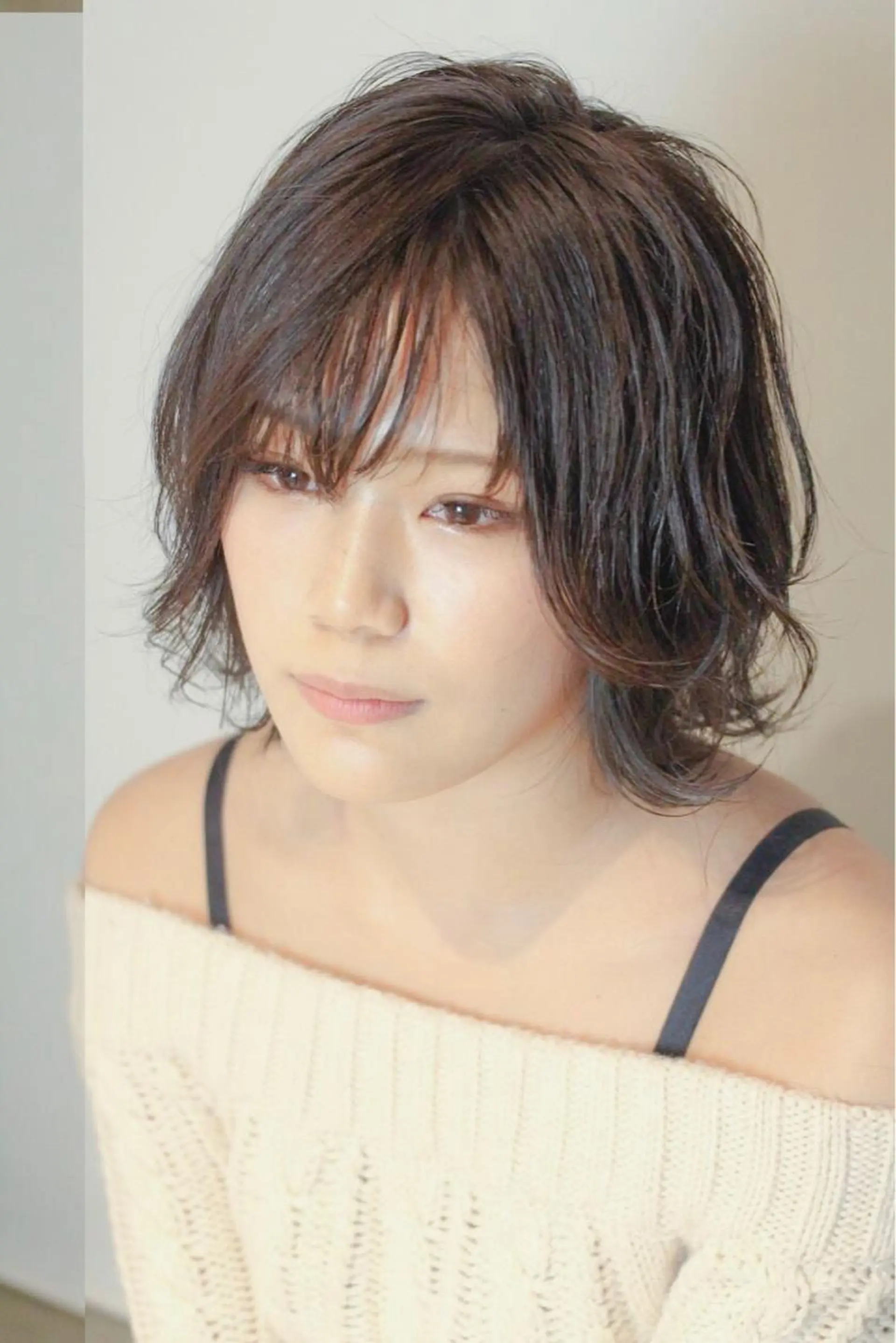 ミディアム カラー パーマ ボブ 伸ばしかけ レイヤーカット 外ハネヘア カット 久保亮太 /大人ショートのヘアスタイル