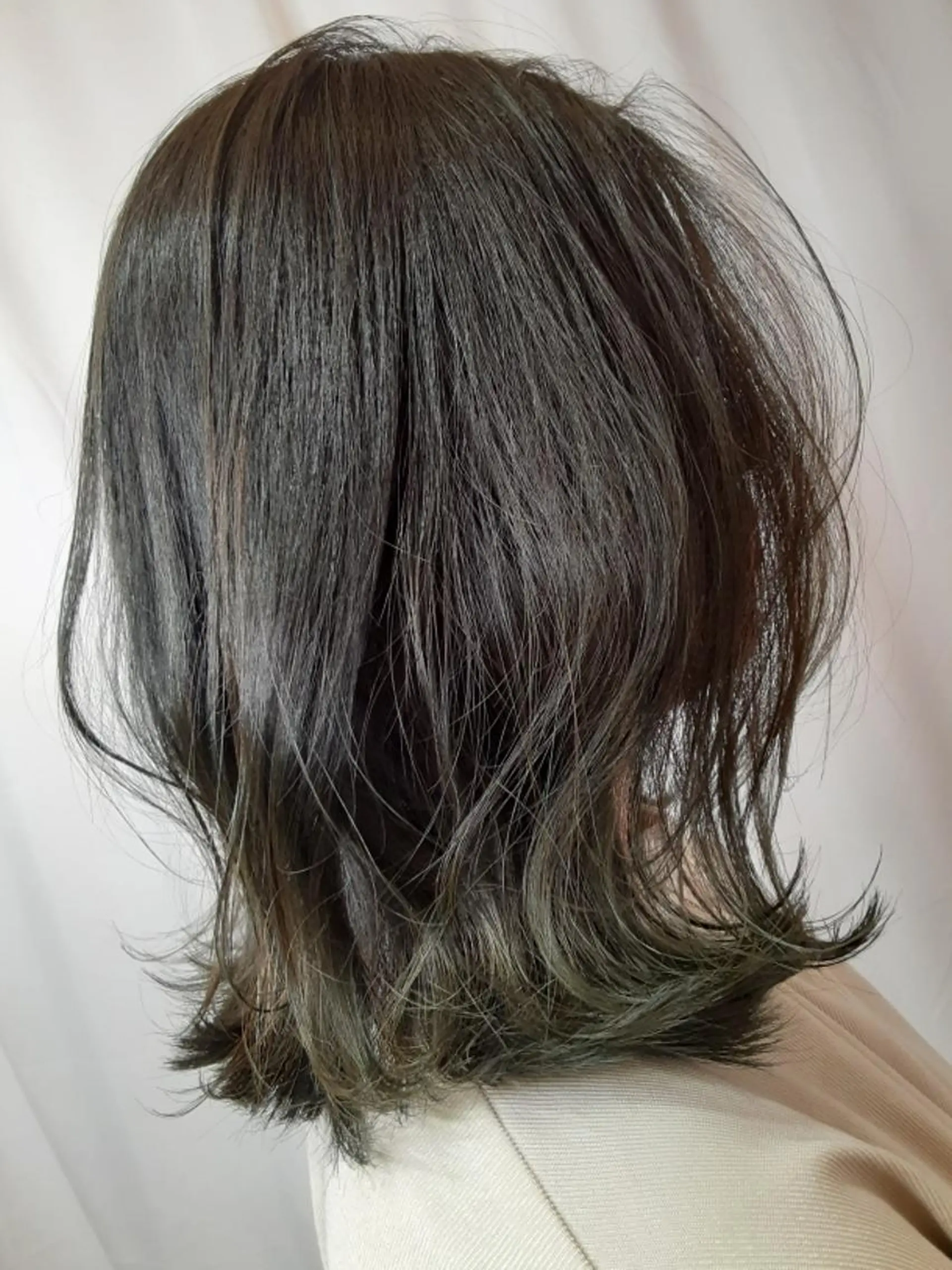 ミディアム アッシュ カット ヘアカラー トリートメント 稲田 全将のヘアスタイル