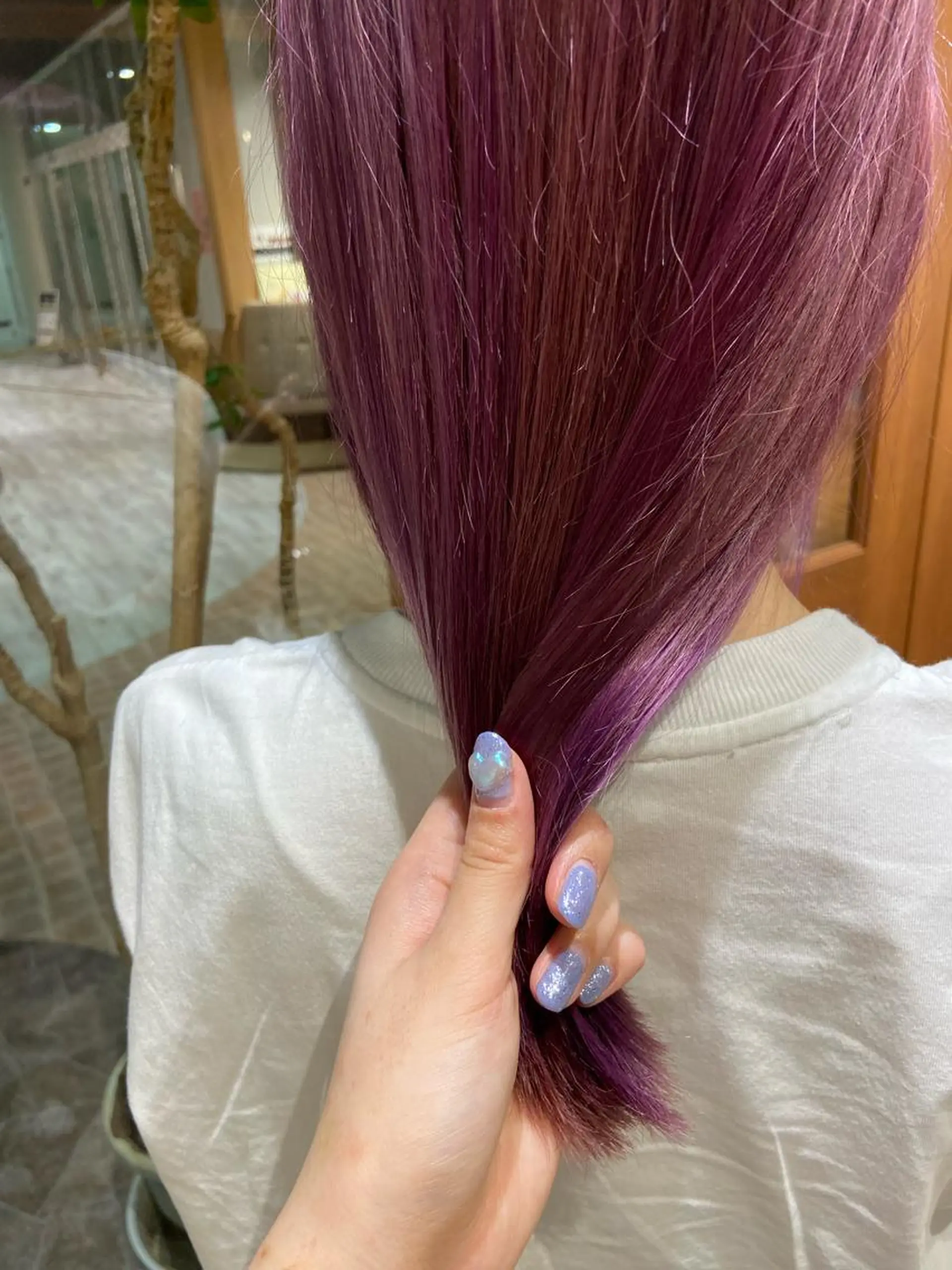 カラー ブリーチ 津田 七美希のヘアスタイル