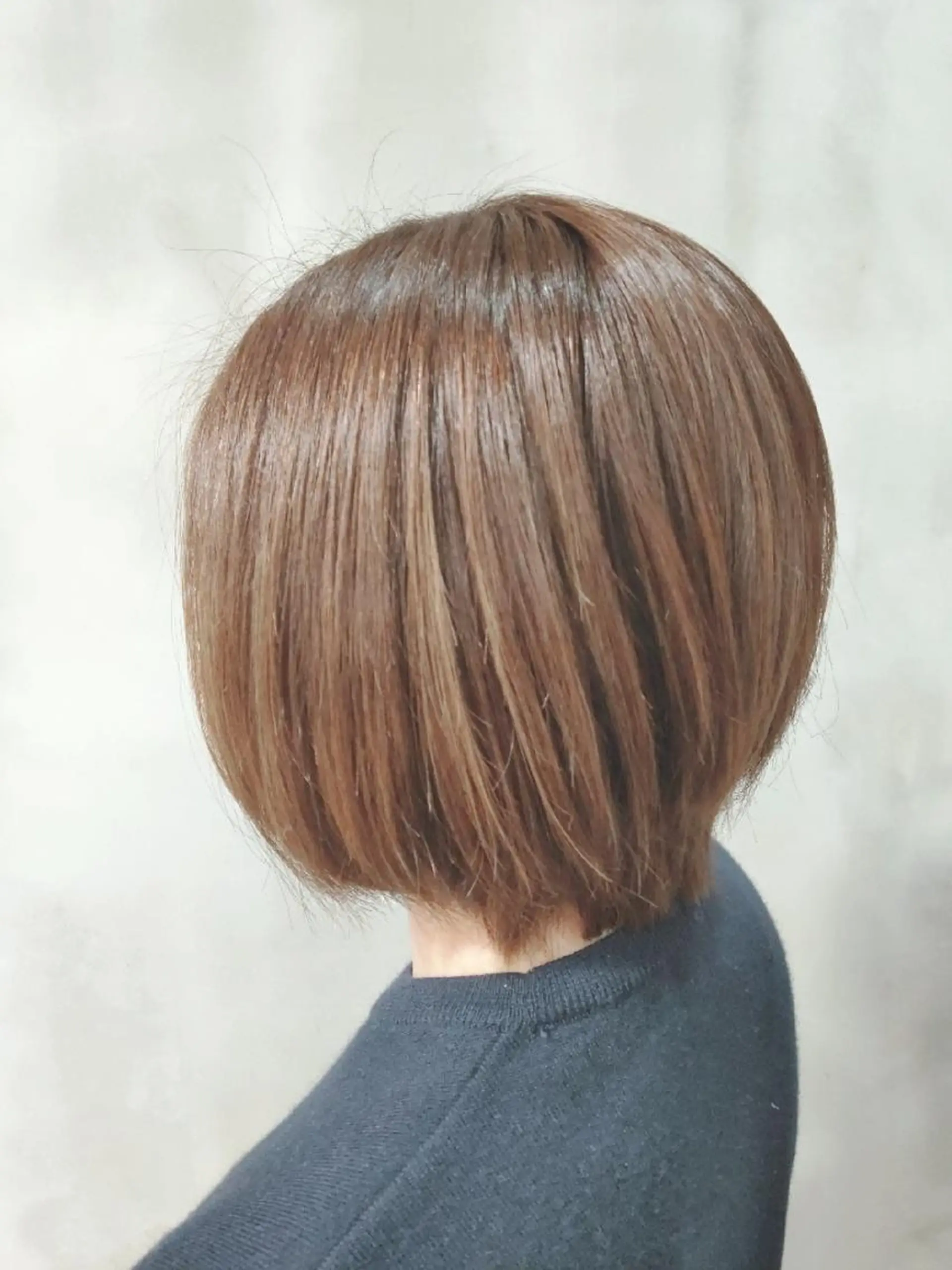 ショート カット ヘアカラー 五十嵐 野乃佳のヘアスタイル