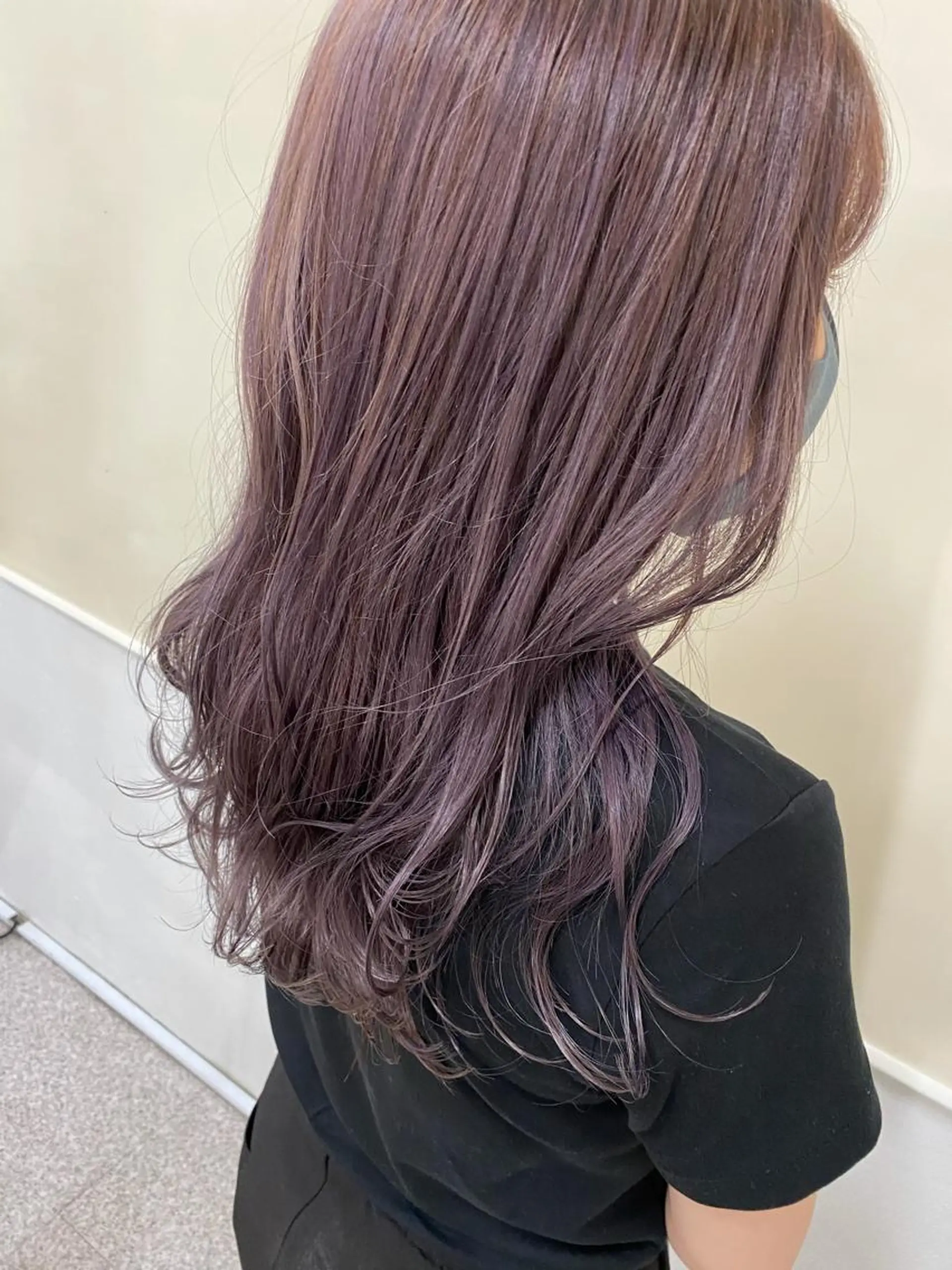 ロング カラー マツエク・マツパ ヘアカラー エクステ ハイトーン 💭黒崎ハルカのヘアスタイル
