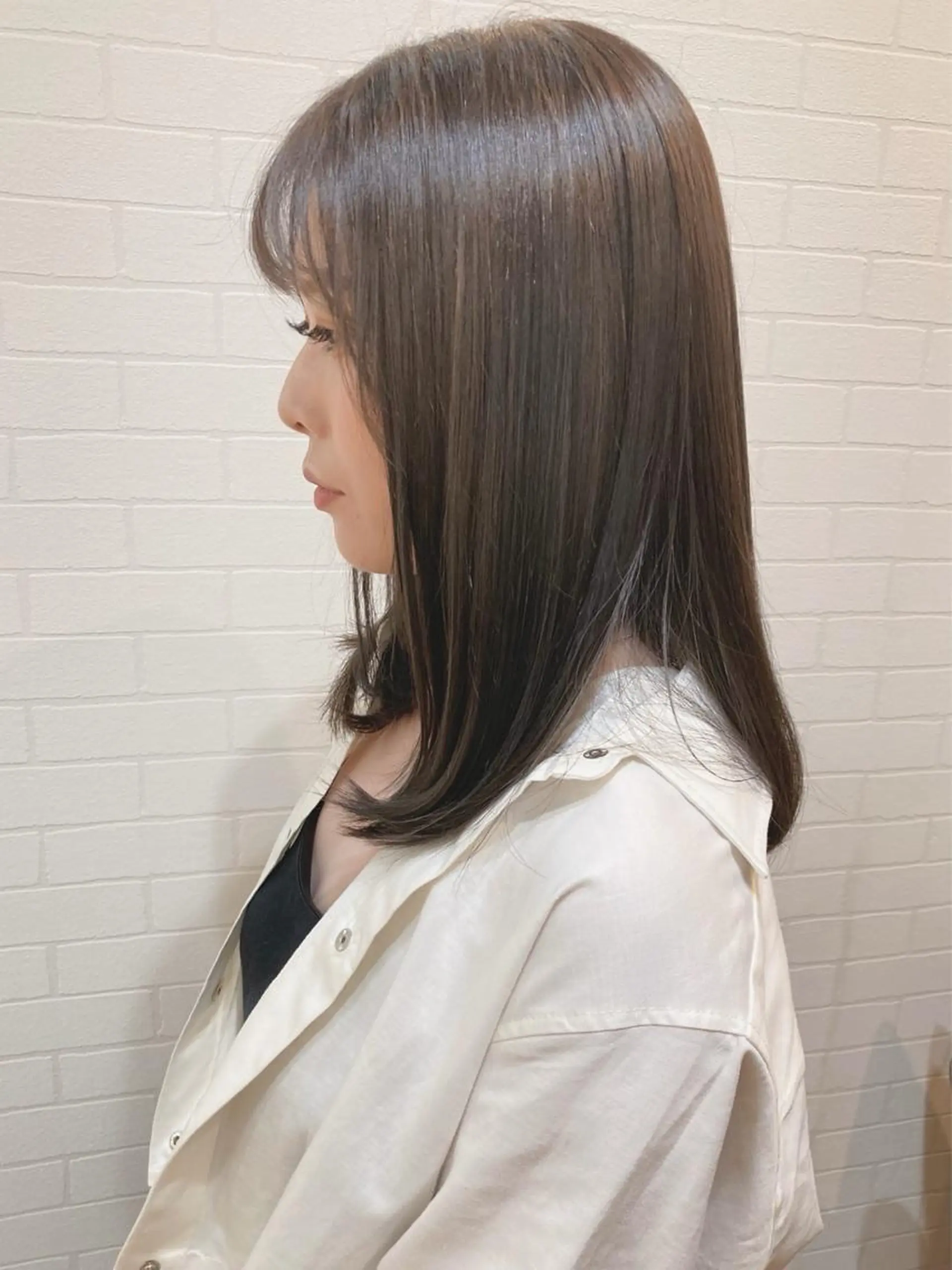 ミディアム カット ヘアカラー 韓国風⭐️くびれヘア 🍀高津かえでのヘアスタイル
