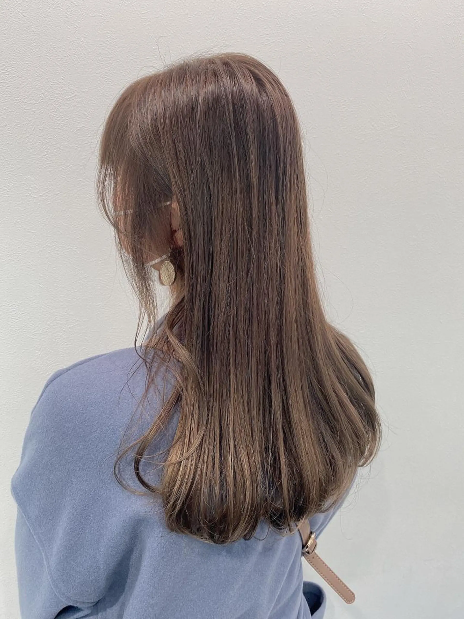 セミロング カラー ヘアアレンジ ヘアカラー 💕STANCE 満足仕上げヒロキのヘアスタイル