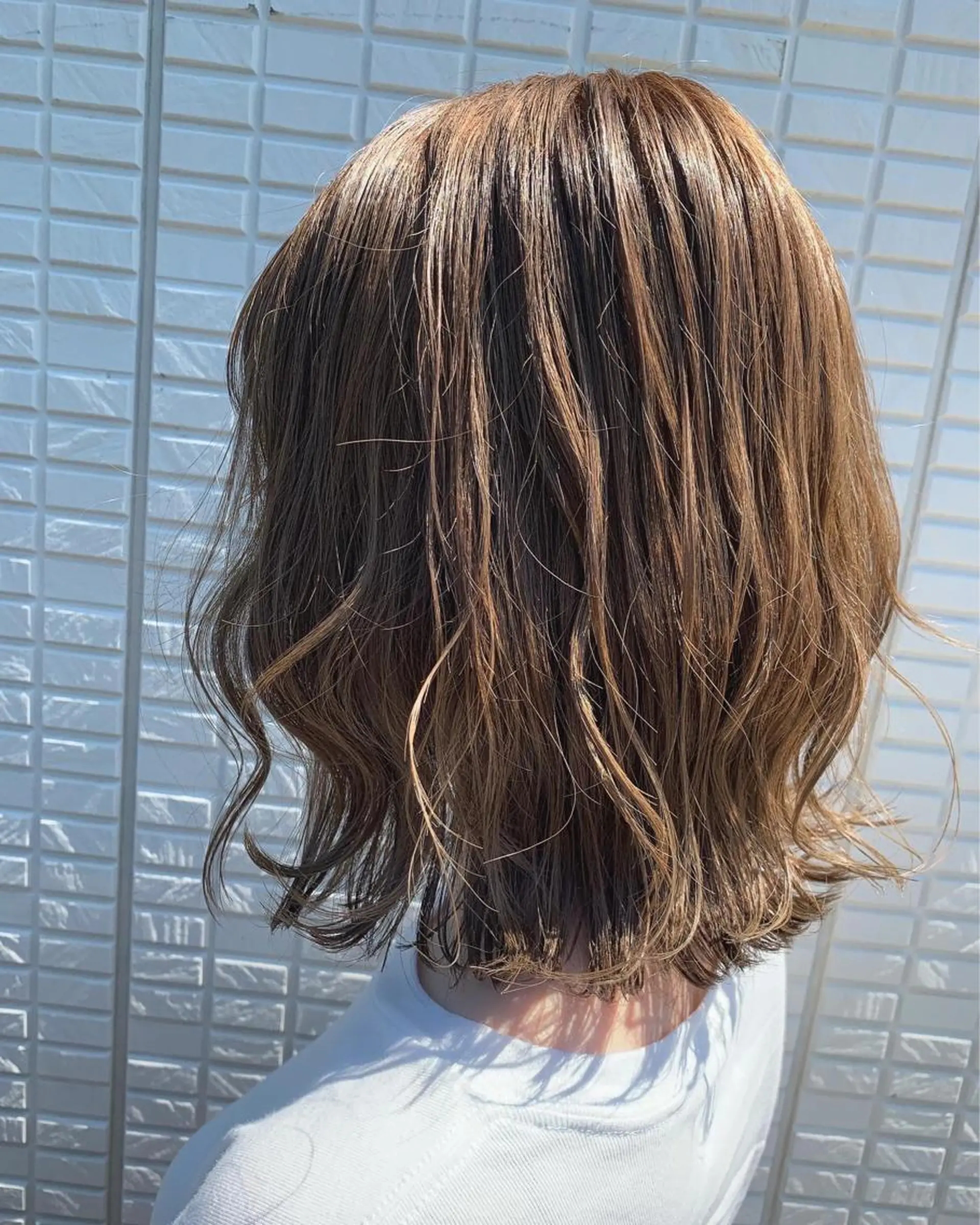 ミディアム カラー ベージュカラー ミルクティーベージュ 菅野 愛のヘアスタイル