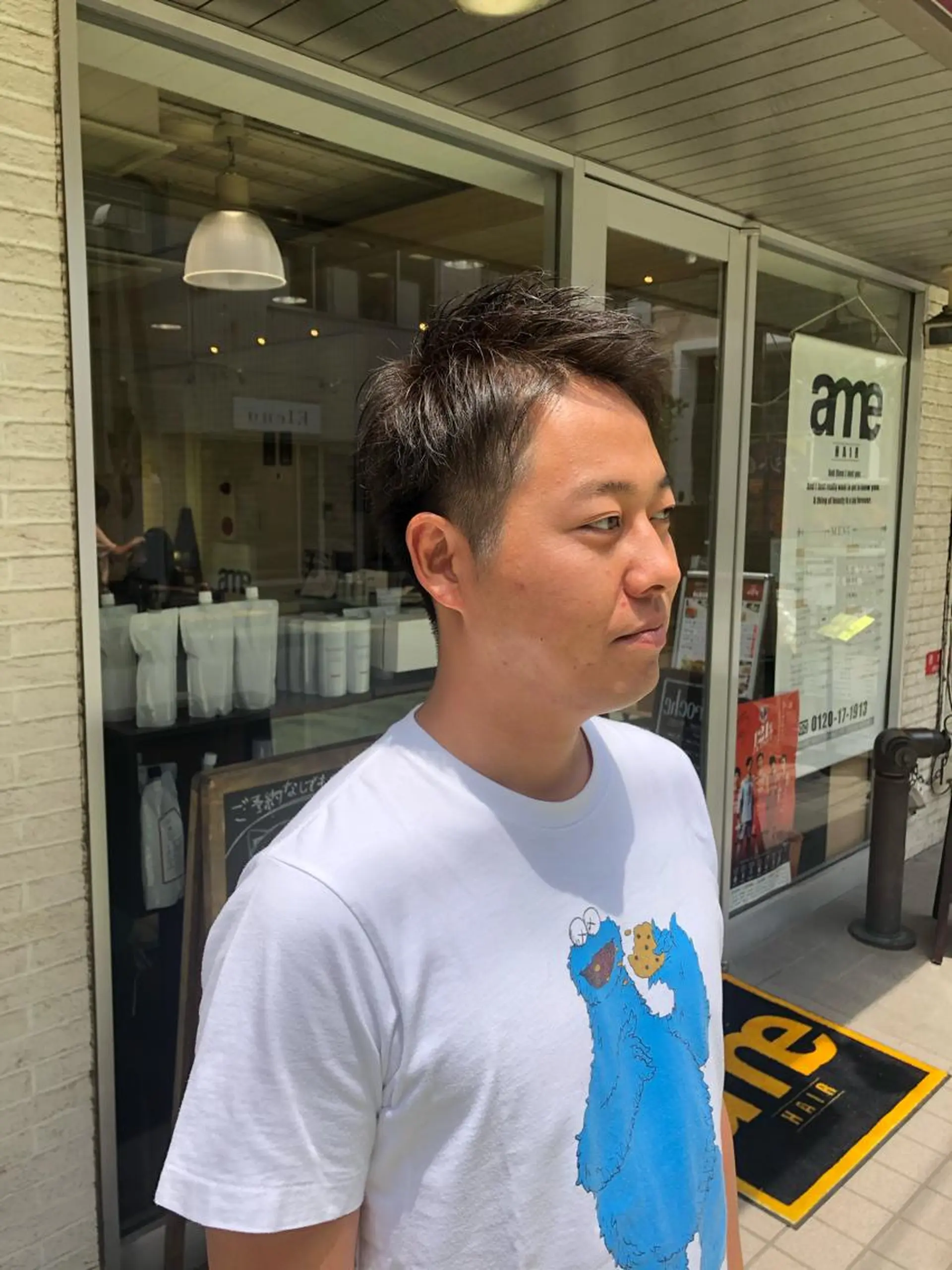 メンズ メンズハイトーン カット ヘアカラー 西山 恵太郎のヘアスタイル