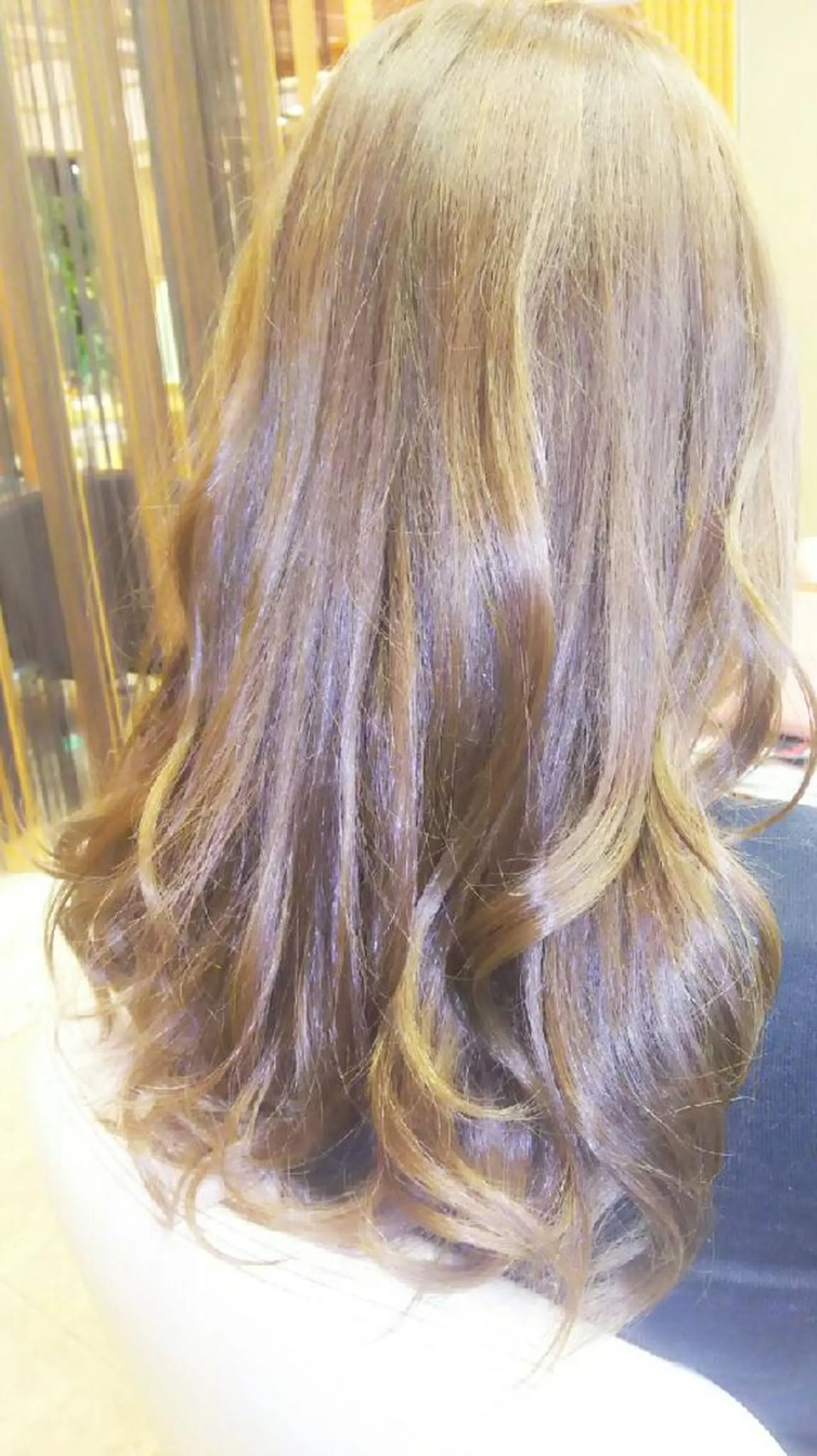 ロング カラー ベージュカラー ミルクティーベージュ 脇田 雄大のヘアスタイル