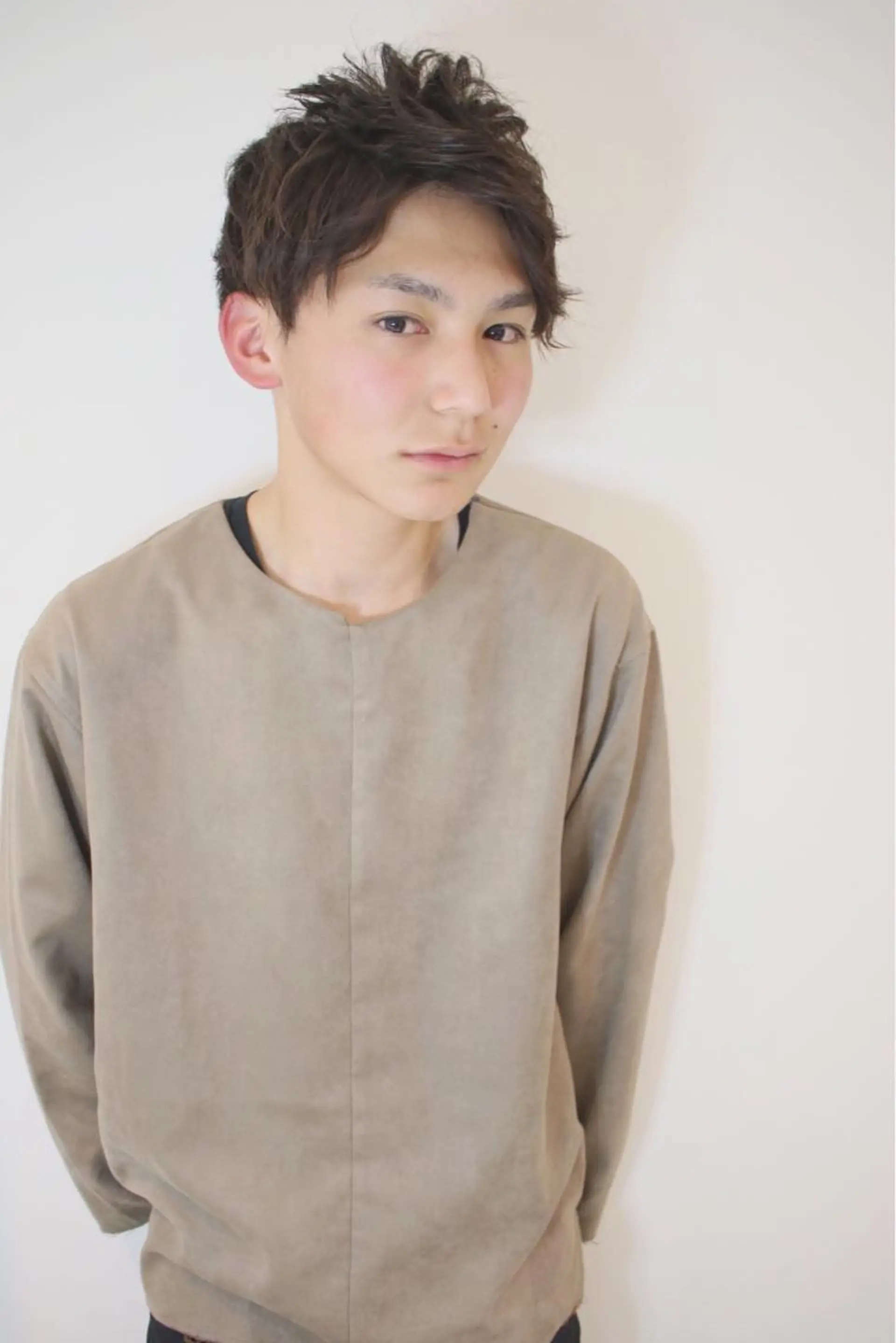 ショート メンズ カット ヘアカラー 湯浅 了一のヘアスタイル