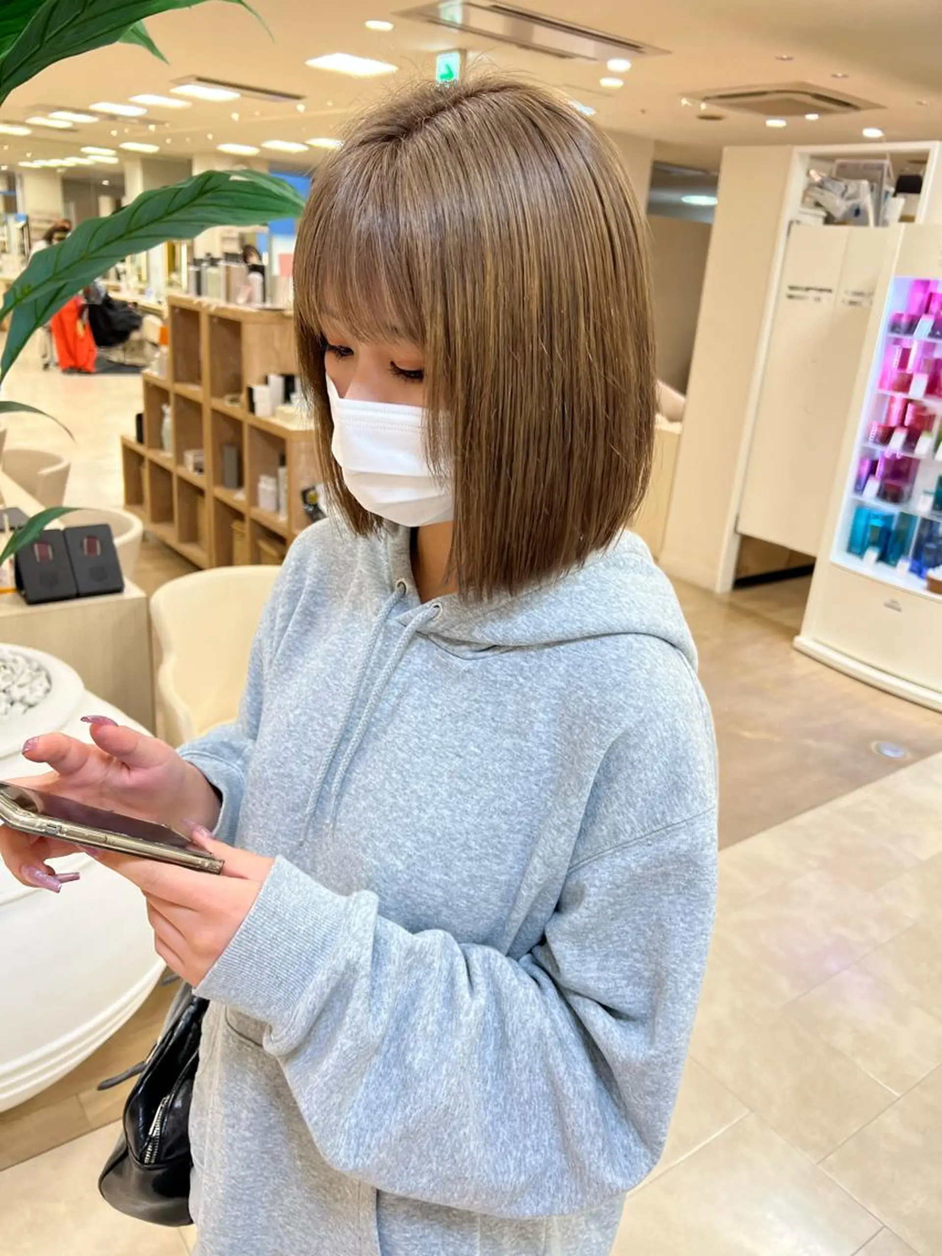 ショート カラー カット ヘアカラー トリートメント ヘアセット ハイトーン/ウルフ /レイヤー/坂野幸伸のヘアスタイル