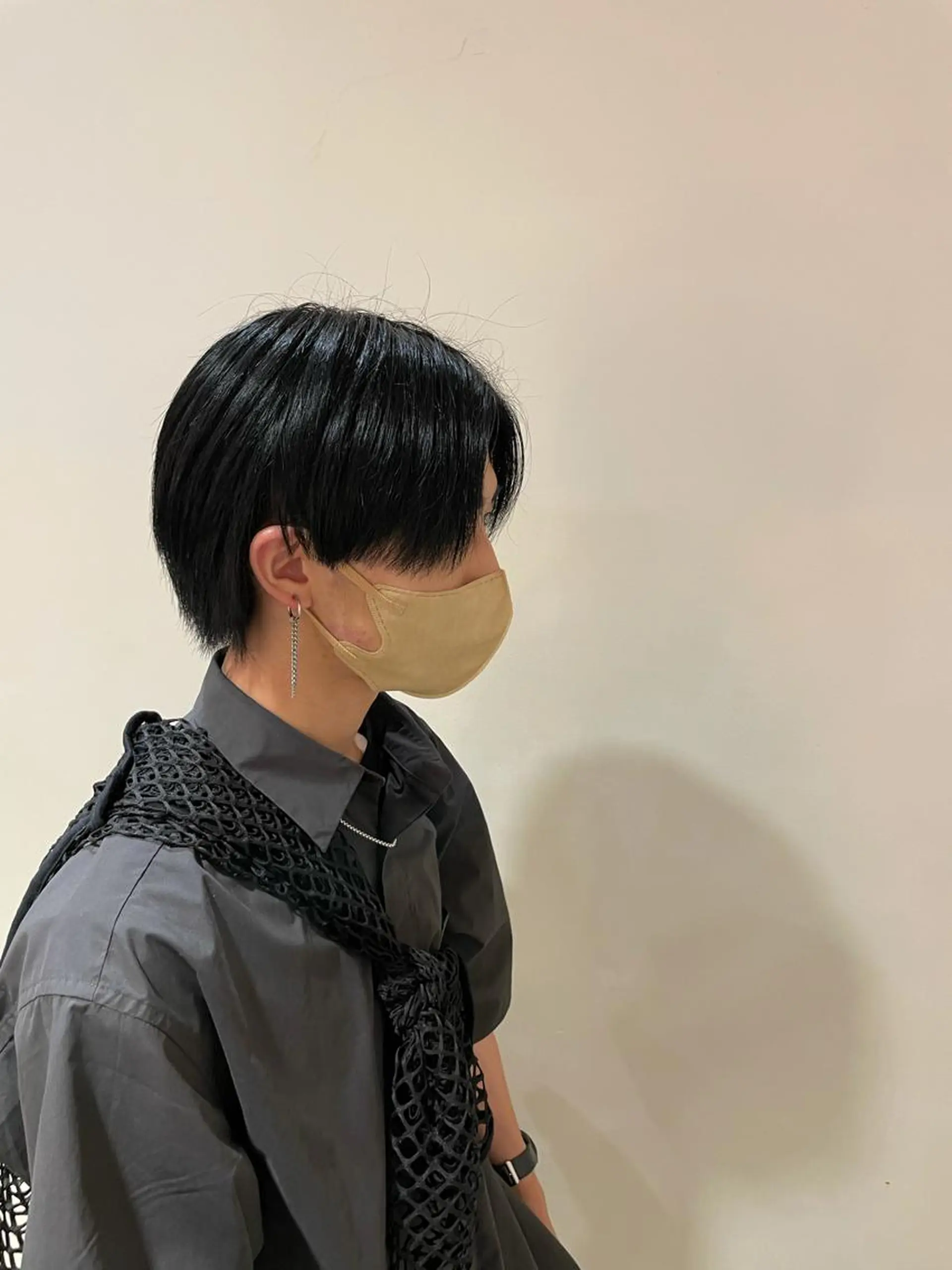 カラー 黒髪 ブルーカラー ブルーブラック hairsalon de Forever本店所属・笠原未稀/カット・ ハイライトモデルのヘアスタイル