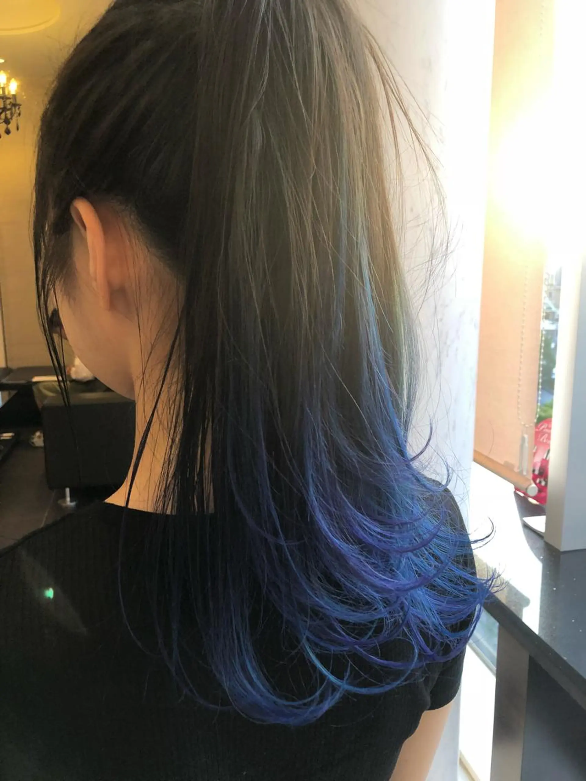 カラー ヘアアレンジ 小田 莉加子のヘアスタイル