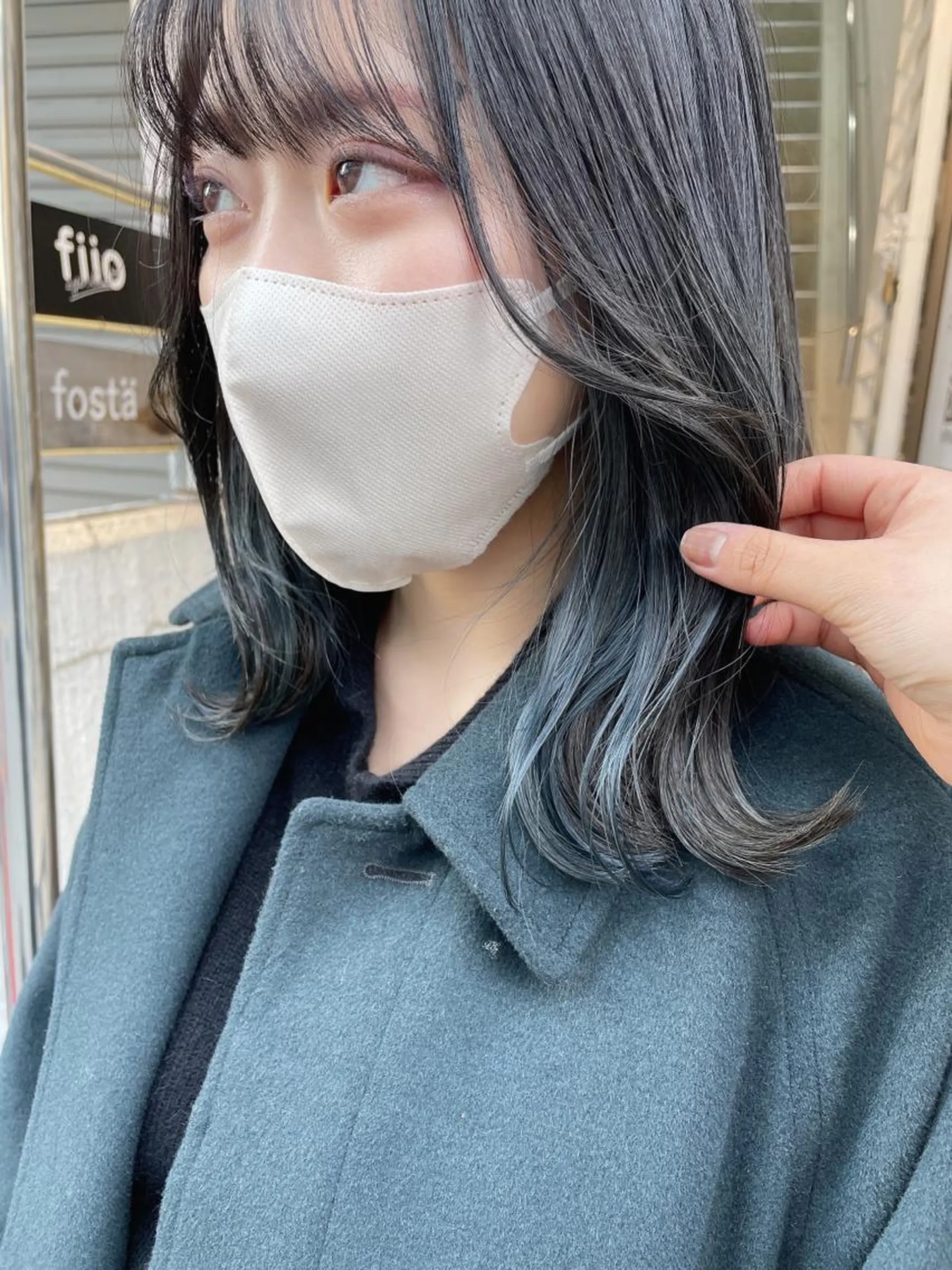 ミディアム カラー 梅田美容室 山崎海波のヘアスタイル