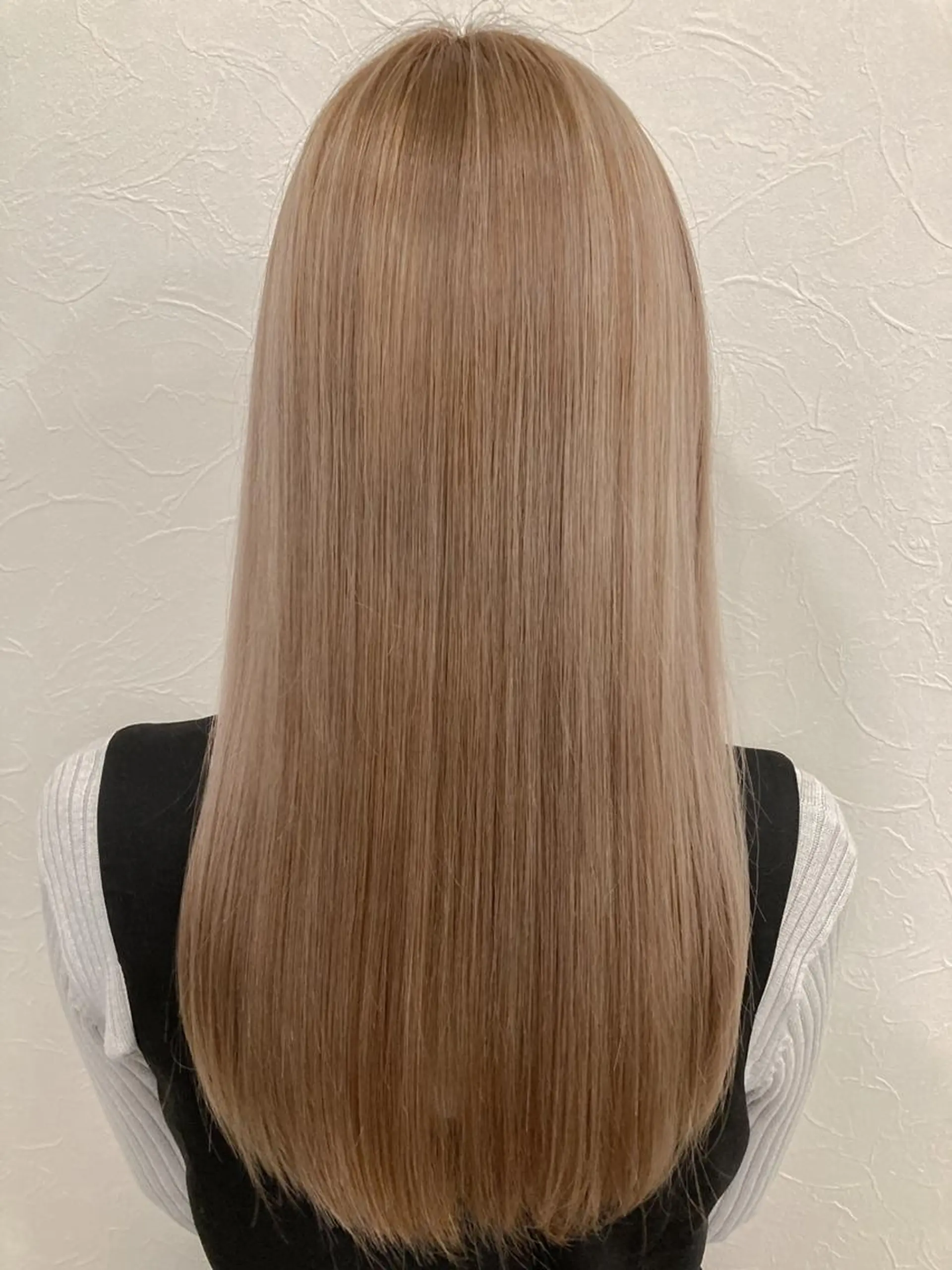 セミロング ヘアカラー Kyo 🐈‍⬛のヘアスタイル