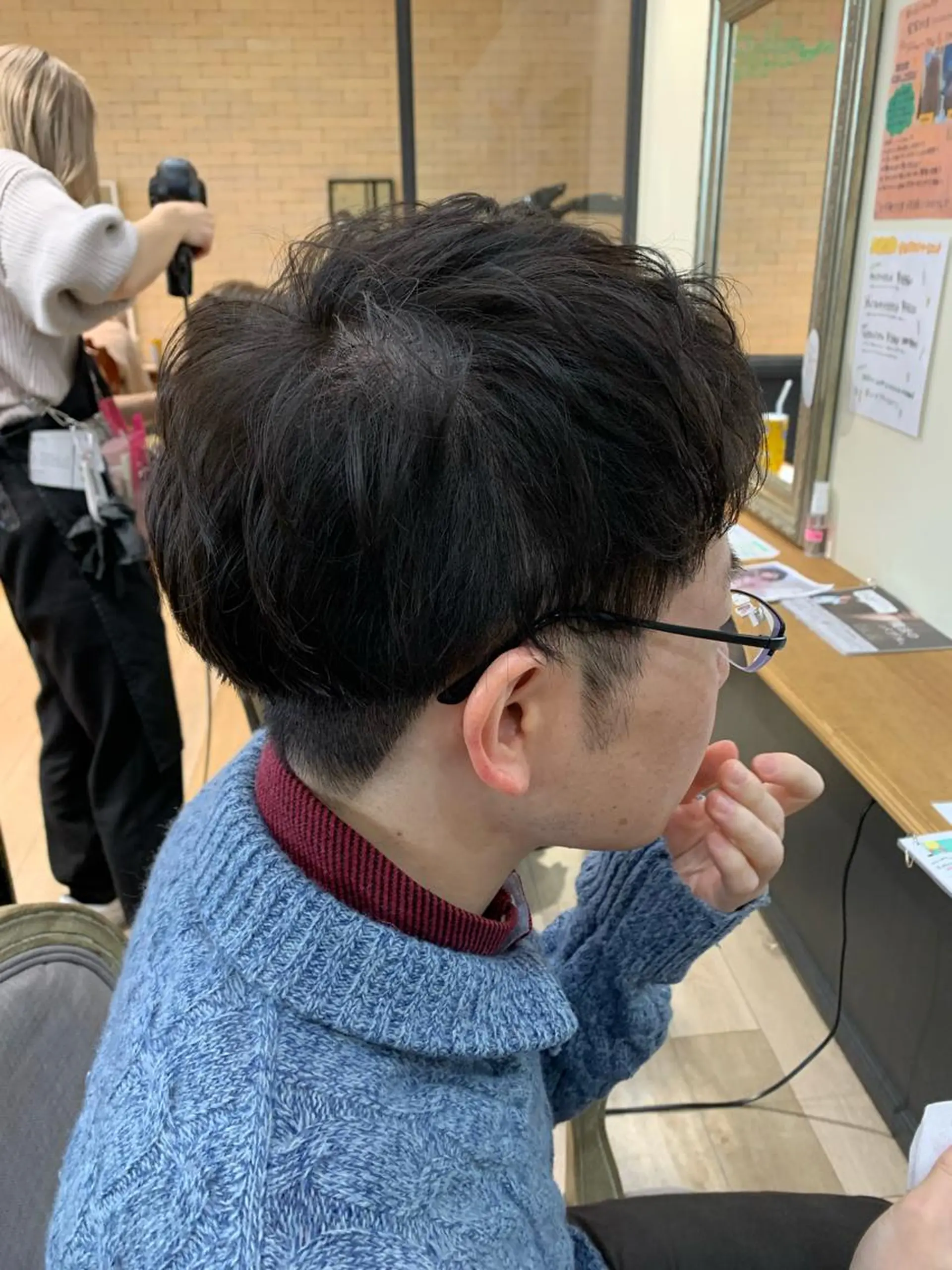 ショート パーマ メンズ マッシュ メンズパーマ ショートヘア 上田 紗也のヘアスタイル