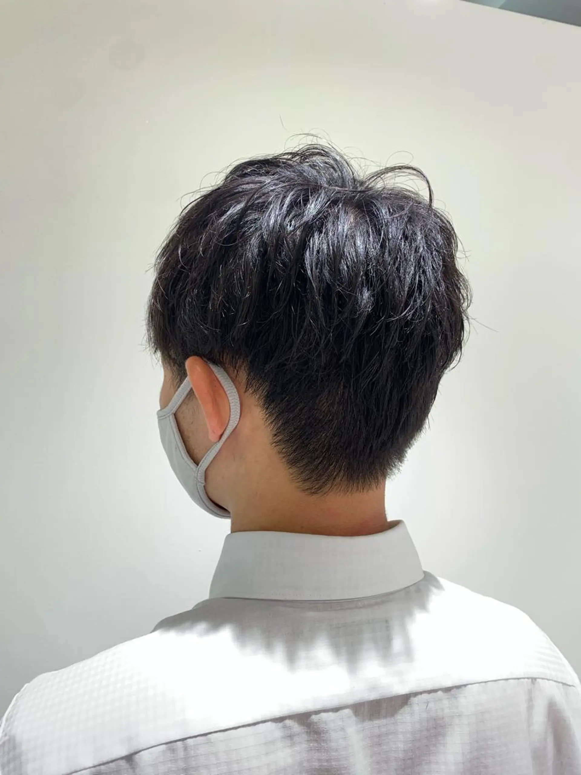 ショート メンズ マッシュ メンズパーマ くせ毛 カット メンズ縮毛矯正🦊ハ イトーン　RYOKAのヘアスタイル