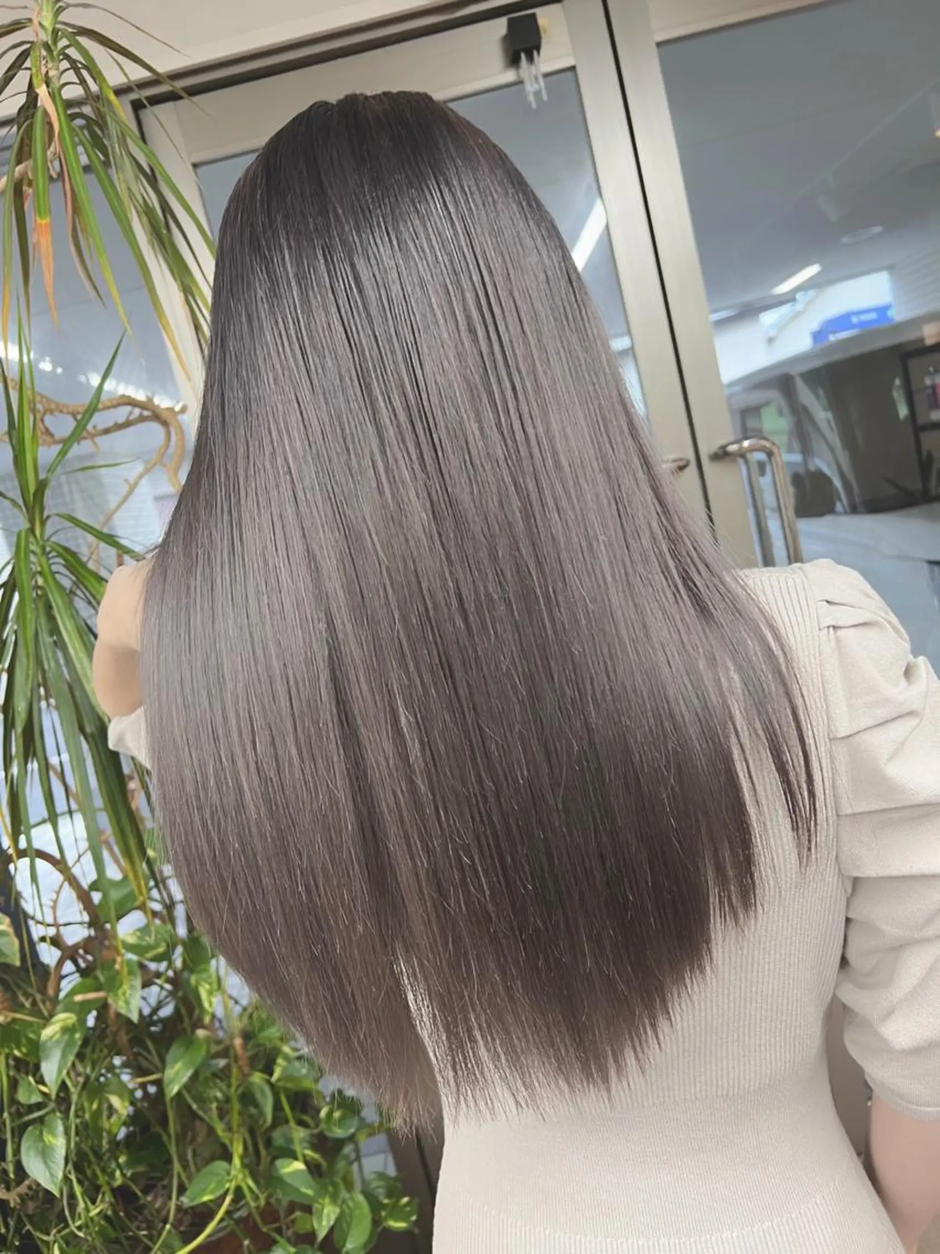 ロング カラー バレイヤージュ ブリーチ ケアブリーチ ダブルカラー イヤリングカラー カット ヘアカラー 🌷かわばた めい🌷のヘアスタイル
