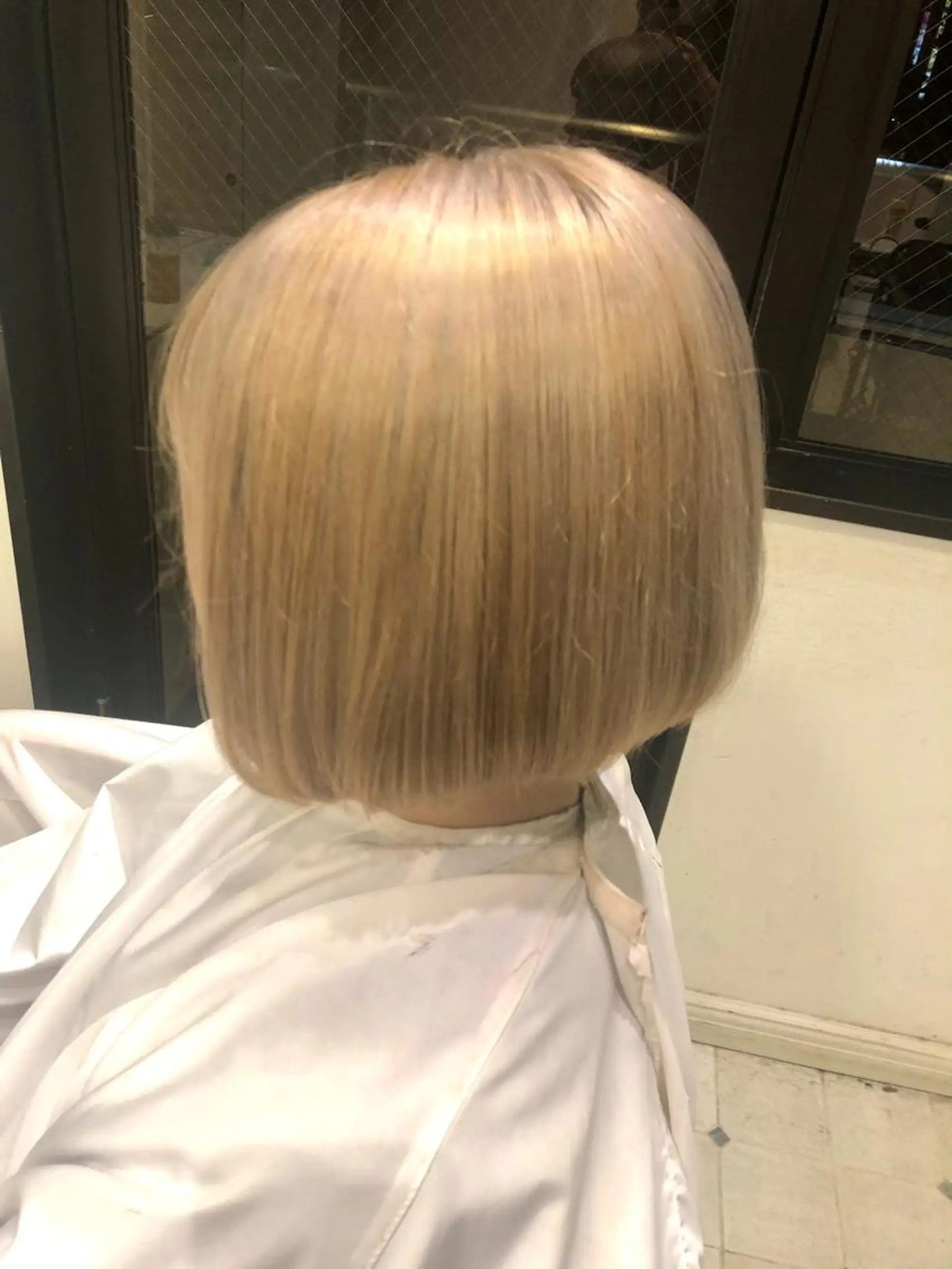 ショート カラー ヘアカラー トリートメント 岩谷 愛依のヘアスタイル