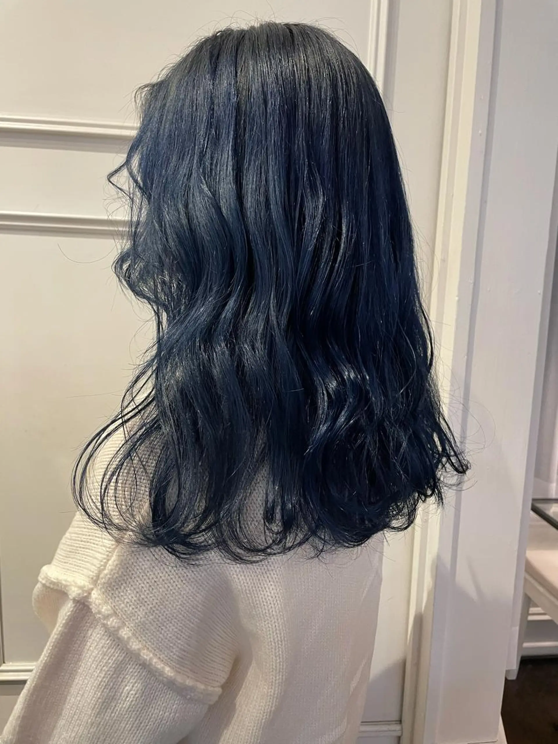 セミロング カラー 安藤 佑衣のヘアスタイル