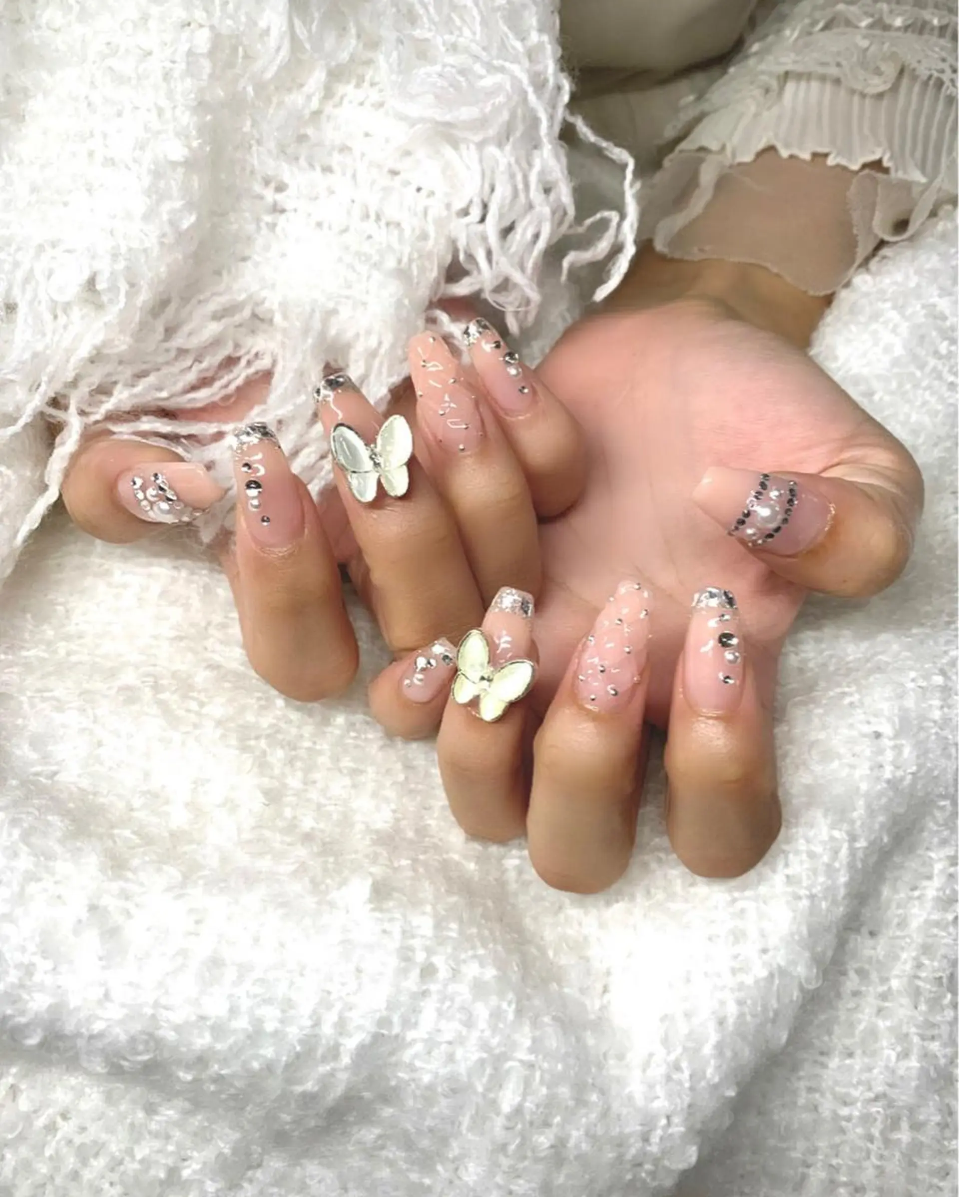 ネイル フレンチネイル ガラスフレンチ ぷっくりネイル *･*MIMnail *･゜ﾟ･*:･*のネイルデザイン