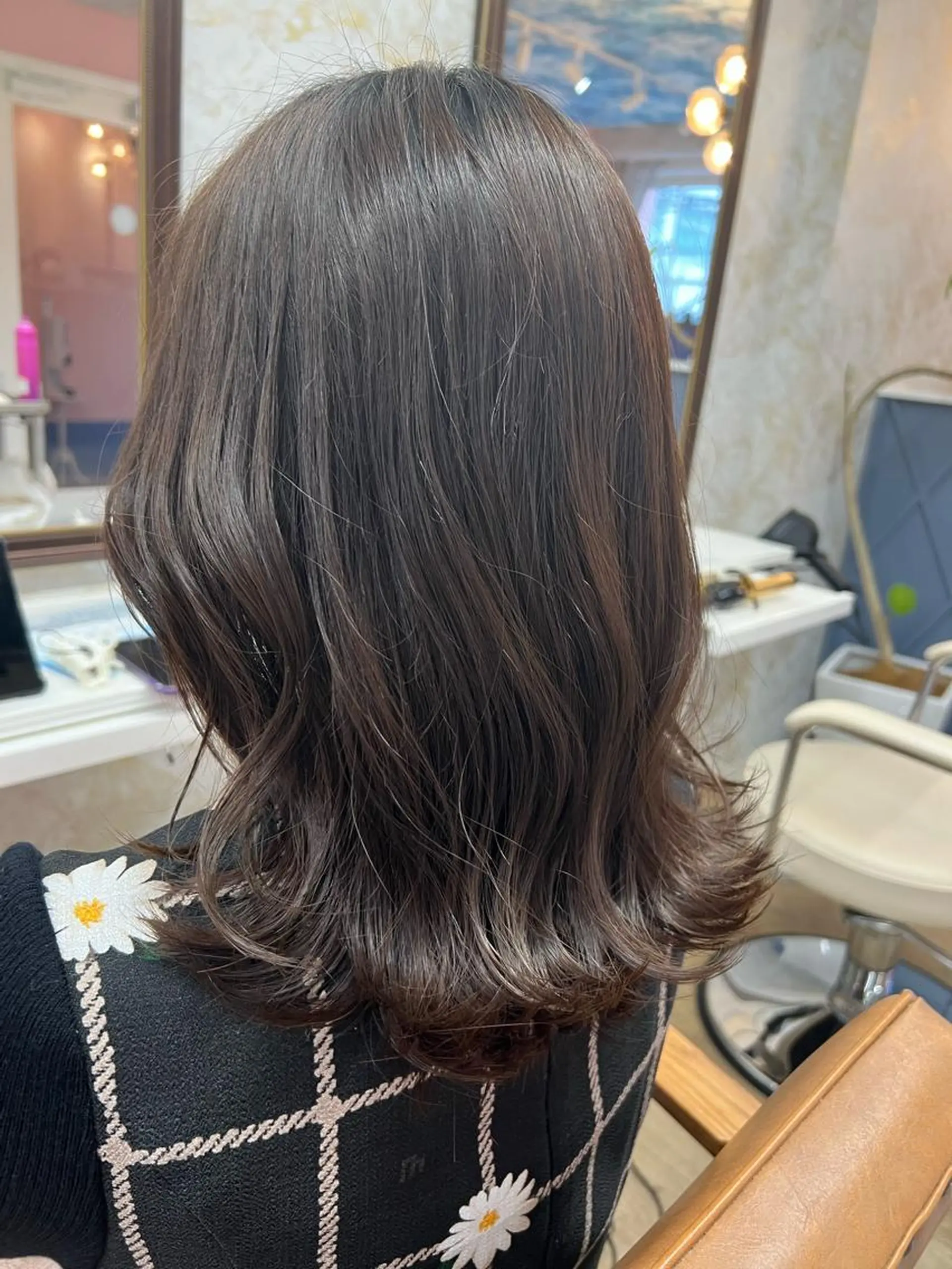 ミディアム ミディアムレイヤー レイヤーカット カット ヘアカラー 髪質改善特化💫 韓国ヘア🫧吉田歩夢のヘアスタイル