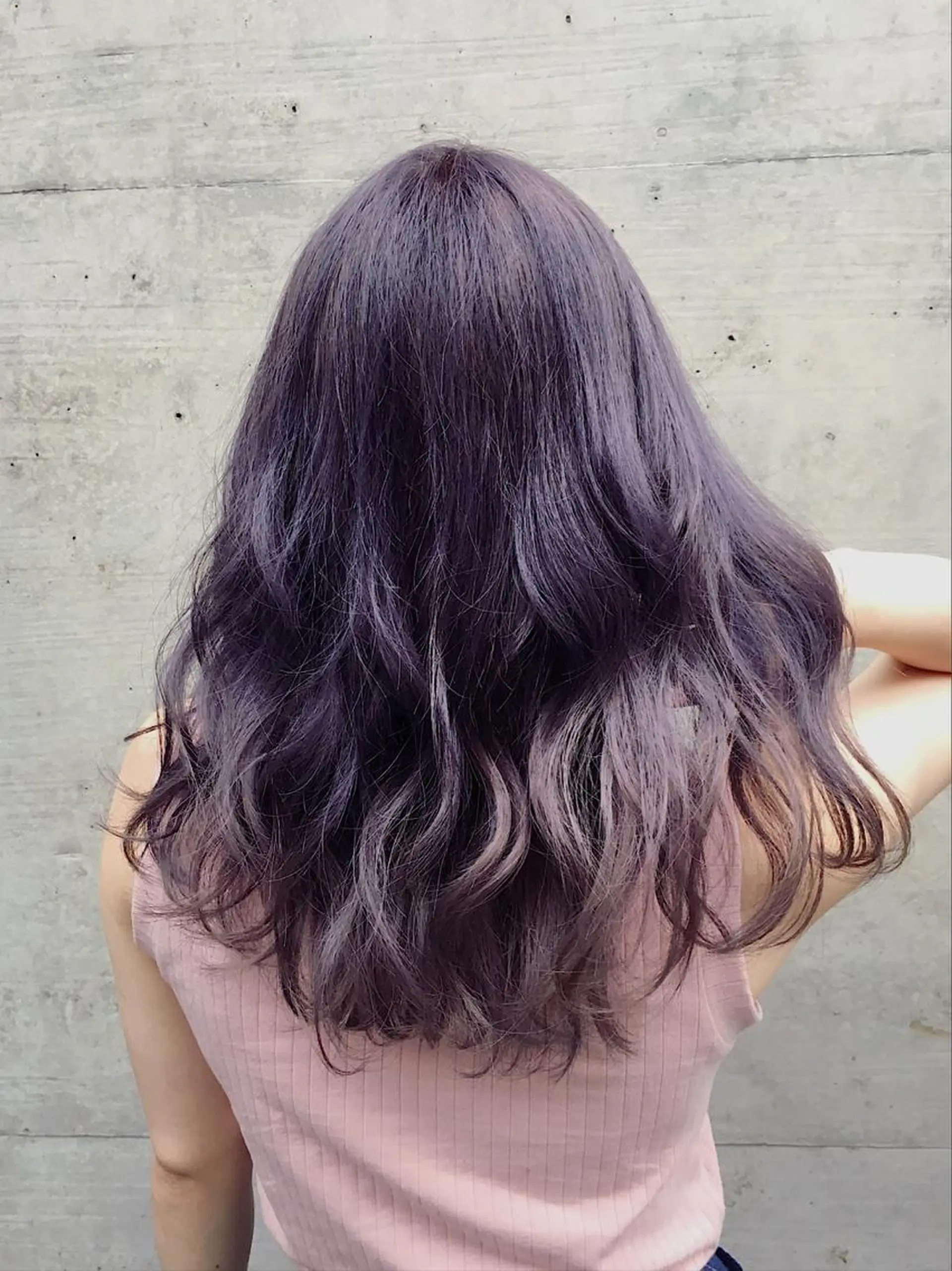 セミロング カラー パープルカラー 韓国ヘア🤍髪質改善 🇰🇷AKANEのヘアスタイル