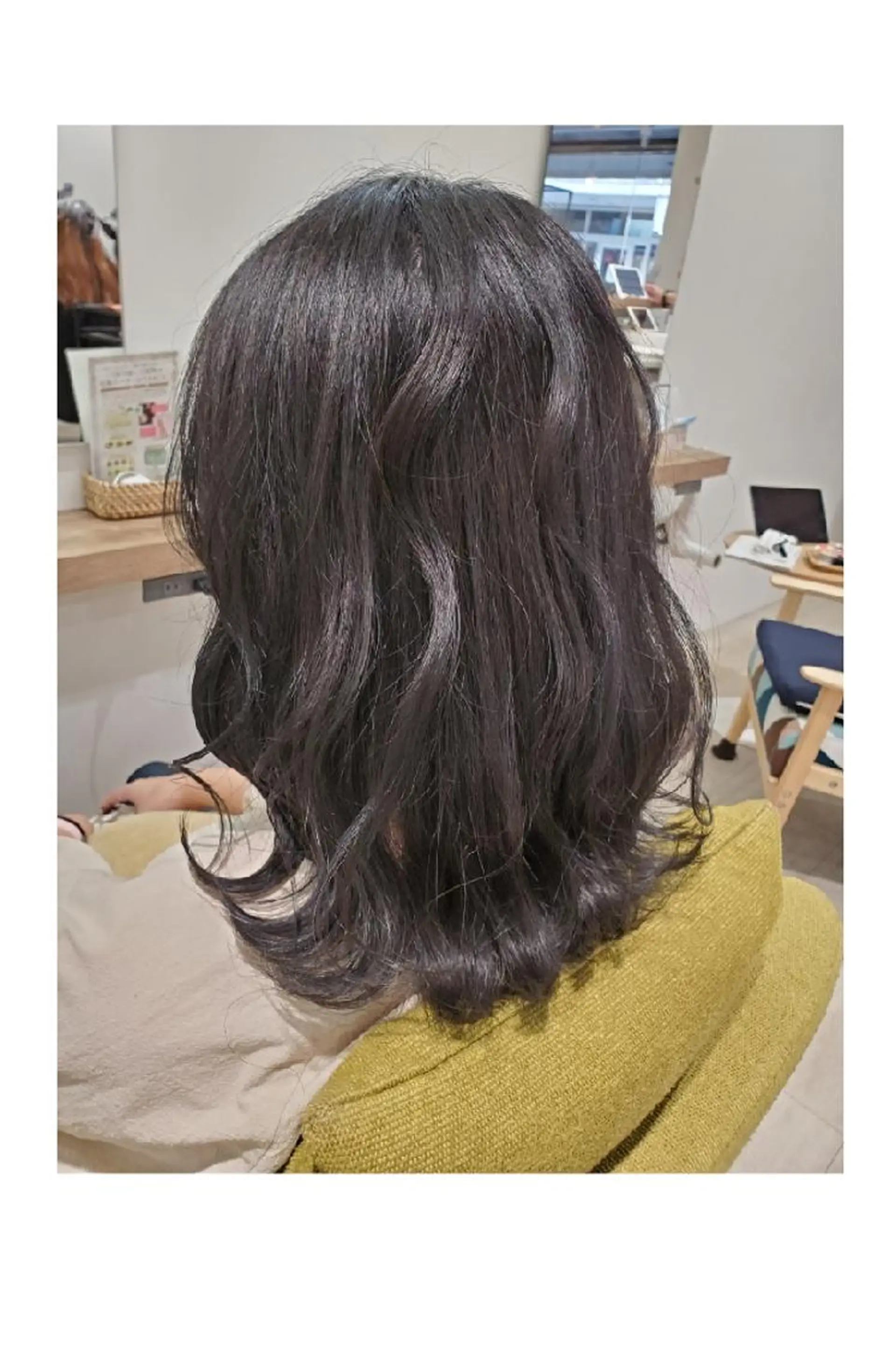 ミディアム カラー アッシュ ブルーカラー ブルーアッシュ えんどう みほのヘアスタイル