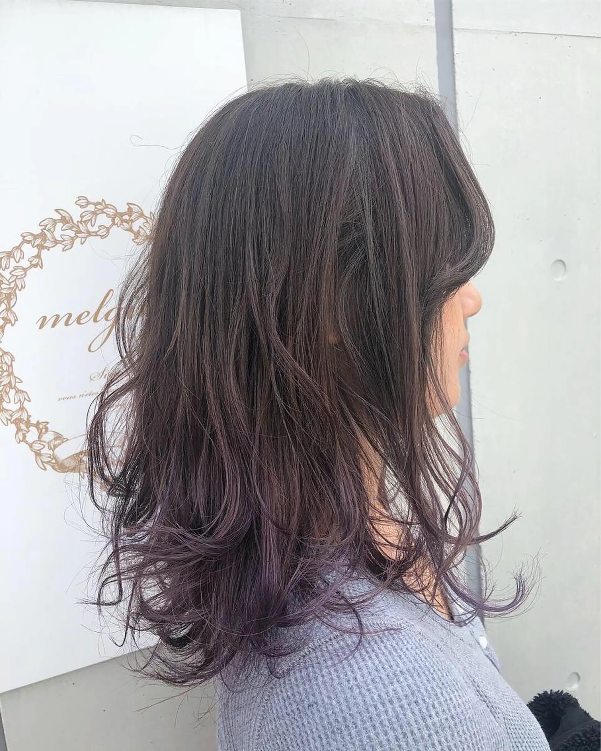 ミディアム レイヤーカット SATSUKI サツキのヘアスタイル