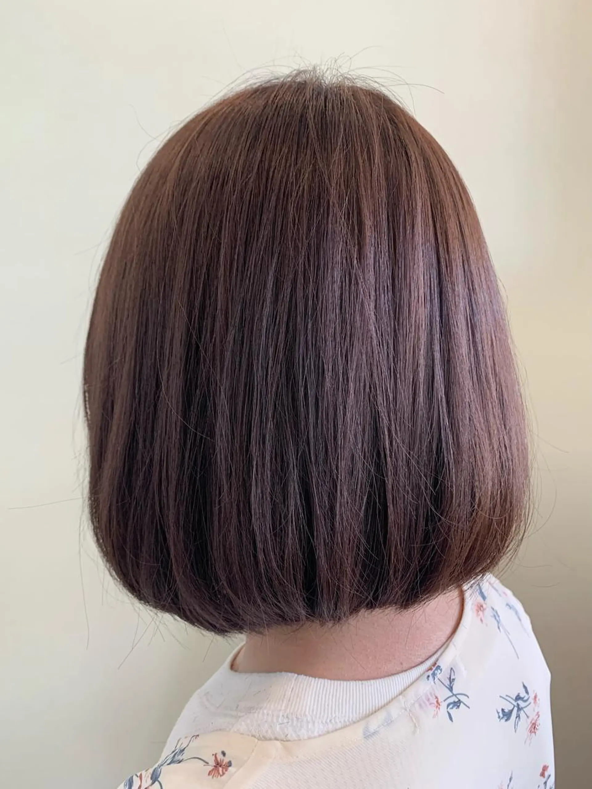 ショート カラー アッシュ ベージュカラー ボブ カット yuri🌼 N°＋uta*天王寺のヘアスタイル