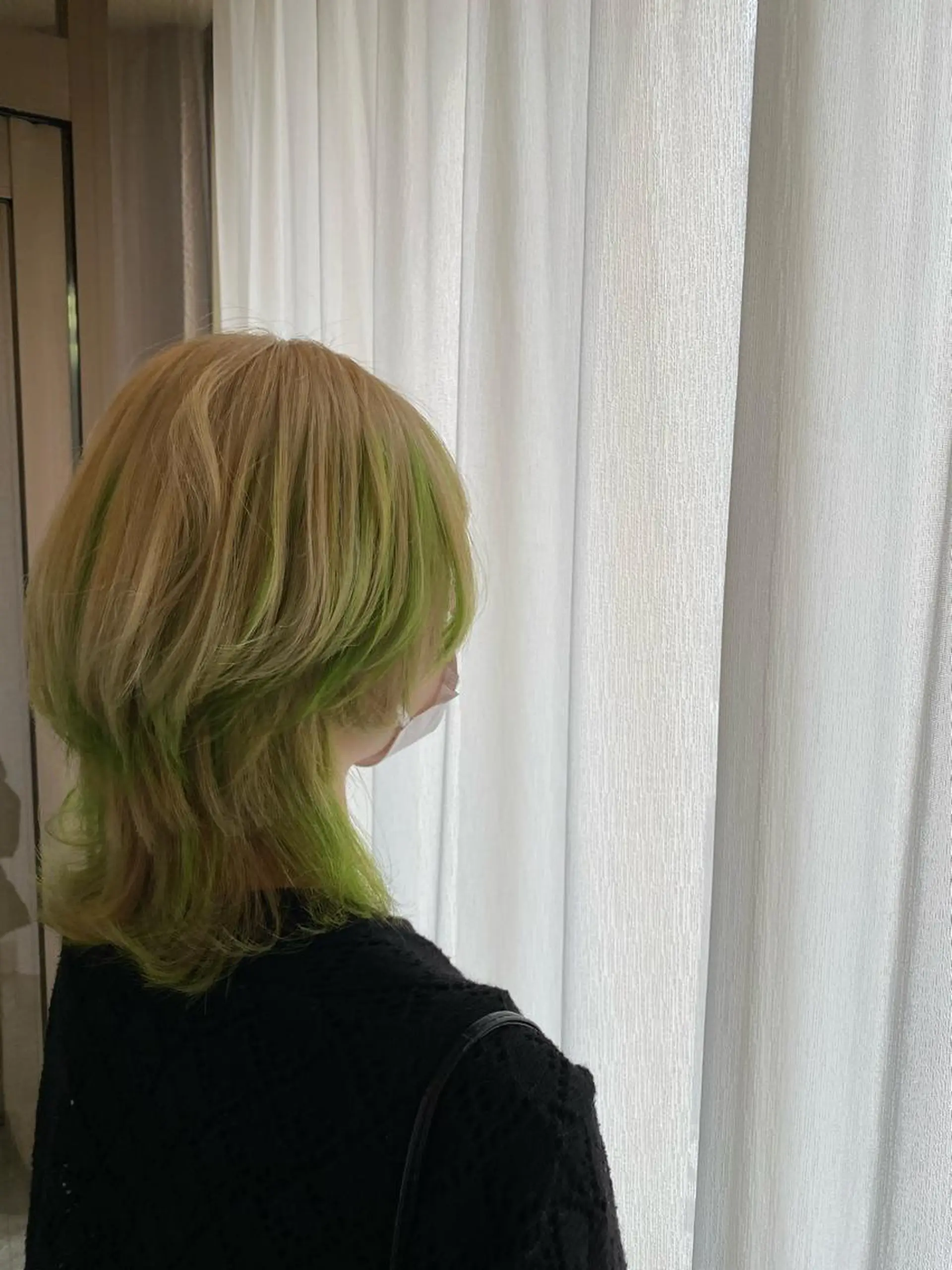 ミディアム カラー ヘアアレンジ ベージュカラー デザインカラー ハイトーンカラー ホワイトベージュ cecil hair 難波店所属・髪質改善透明感カラー /SHOGO☀️のヘアスタイル
