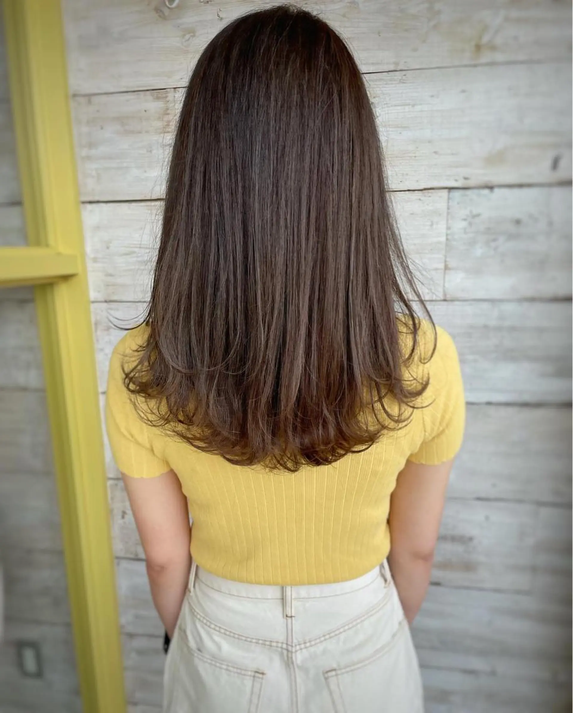 ミディアム レイヤーカット 西川 頌のヘアスタイル