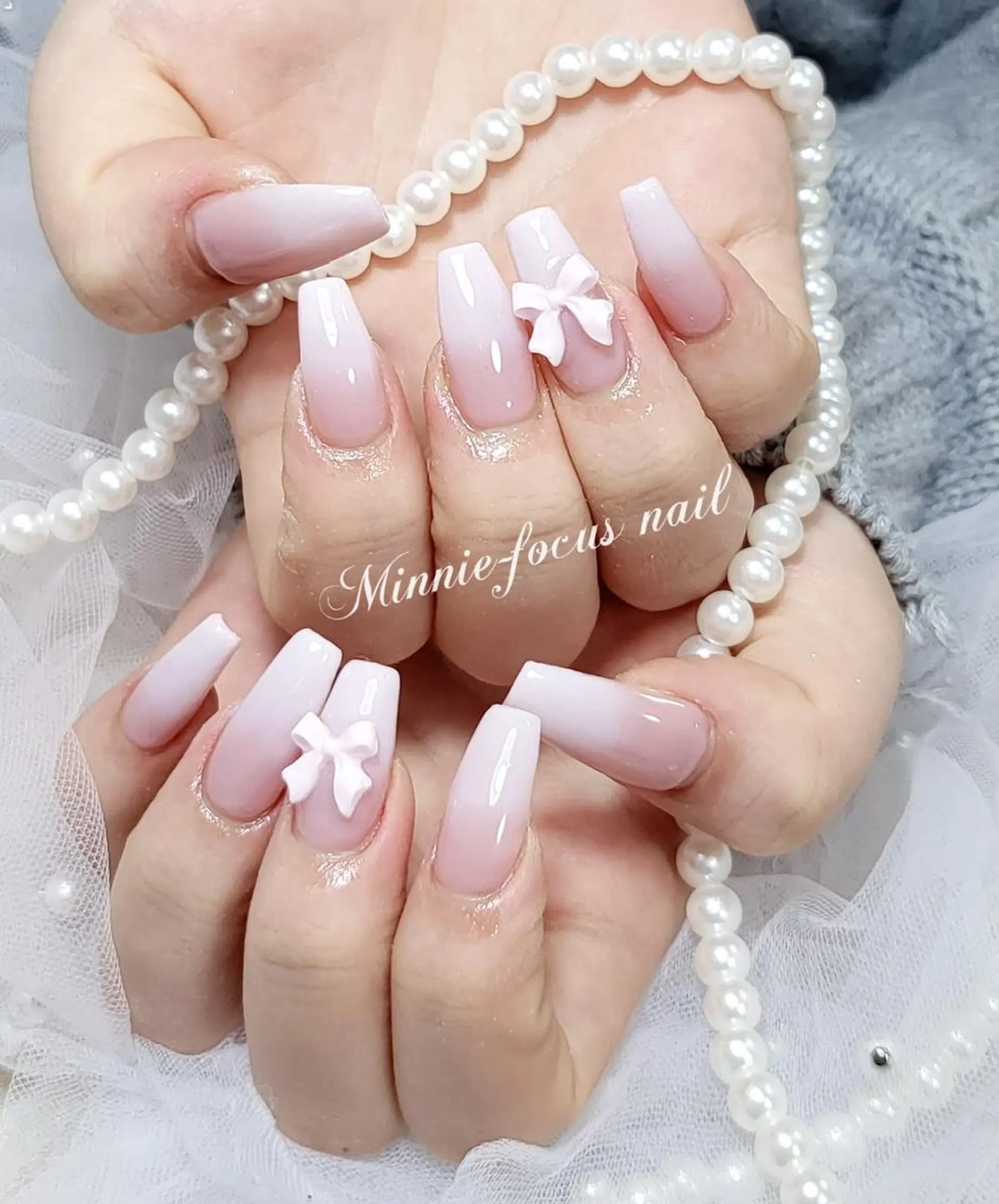 ネイル グラデーション 韓国ネイル 持ち込み リボン スカルプネイル 🧸Lydia nail✨のネイルデザイン
