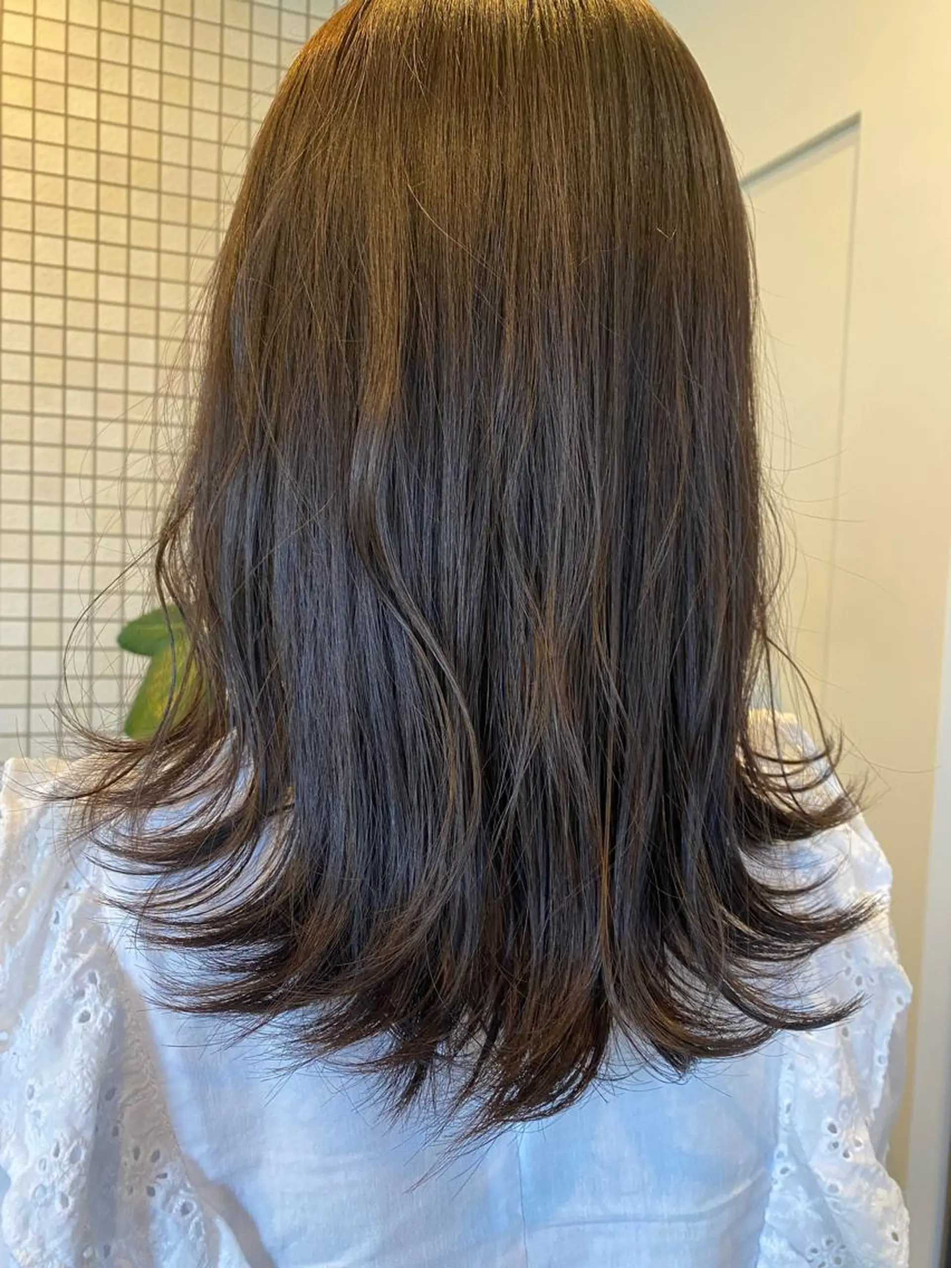 セミロング カラー ベージュカラー ヘアカラー 透明感カラー 🩰asumiのヘアスタイル