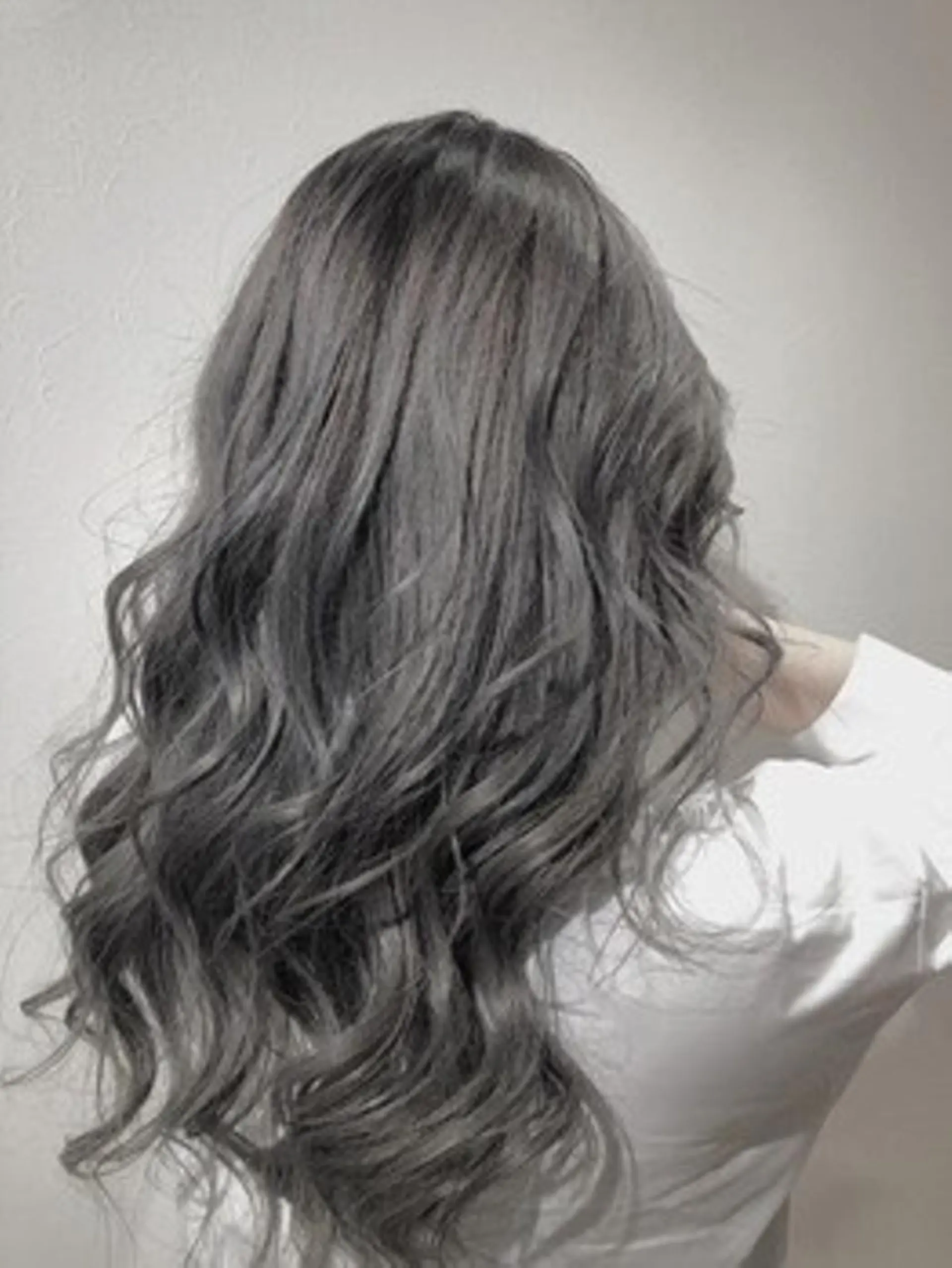 ロング カラー パーマ ヘアアレンジ レミーエクステ大阪 Device梅田のヘアスタイル