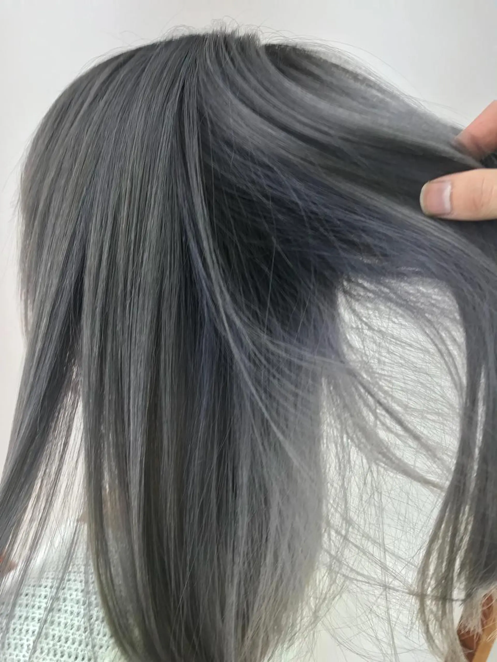 セミロング アッシュ ヘアメディカルサロン銀座premium所属・✨髪質改善✨三橋 正隆のヘアスタイル