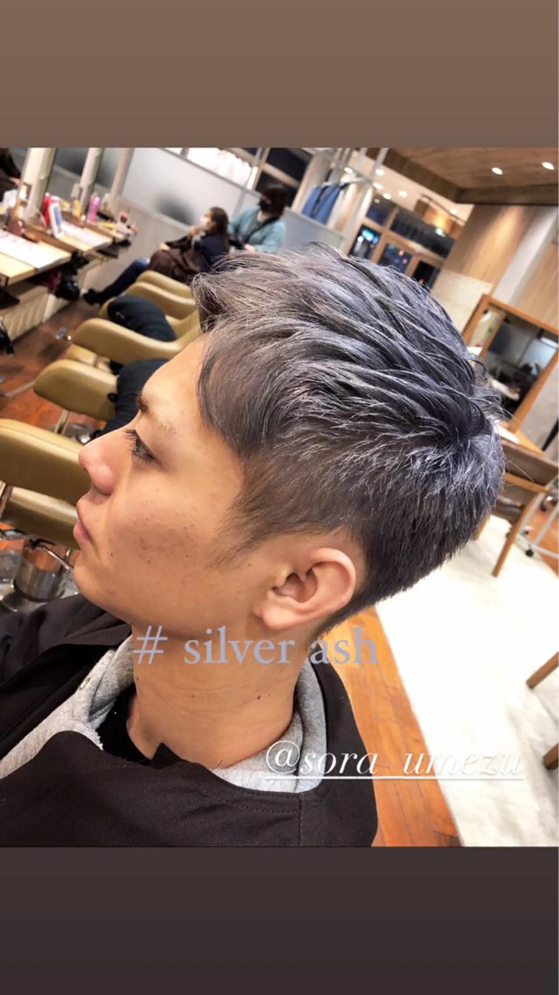 カラー メンズ ハイダメージ毛 縮毛矯正のヘアスタイル