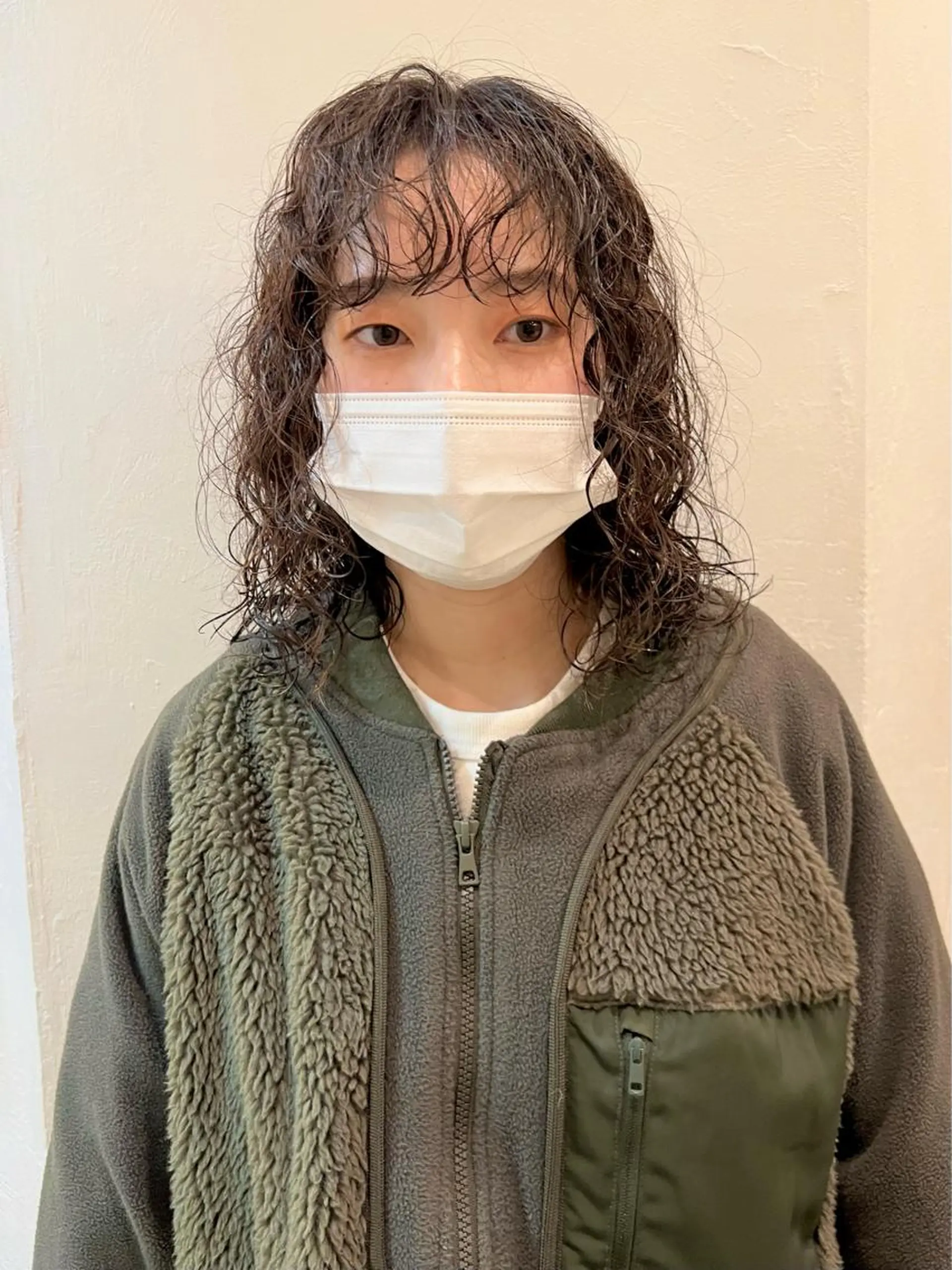 ミディアム パーマ ミディアムパーマ カット ヘアカラー トリートメント 店長　ショート& パーマ　坂本のヘアスタイル