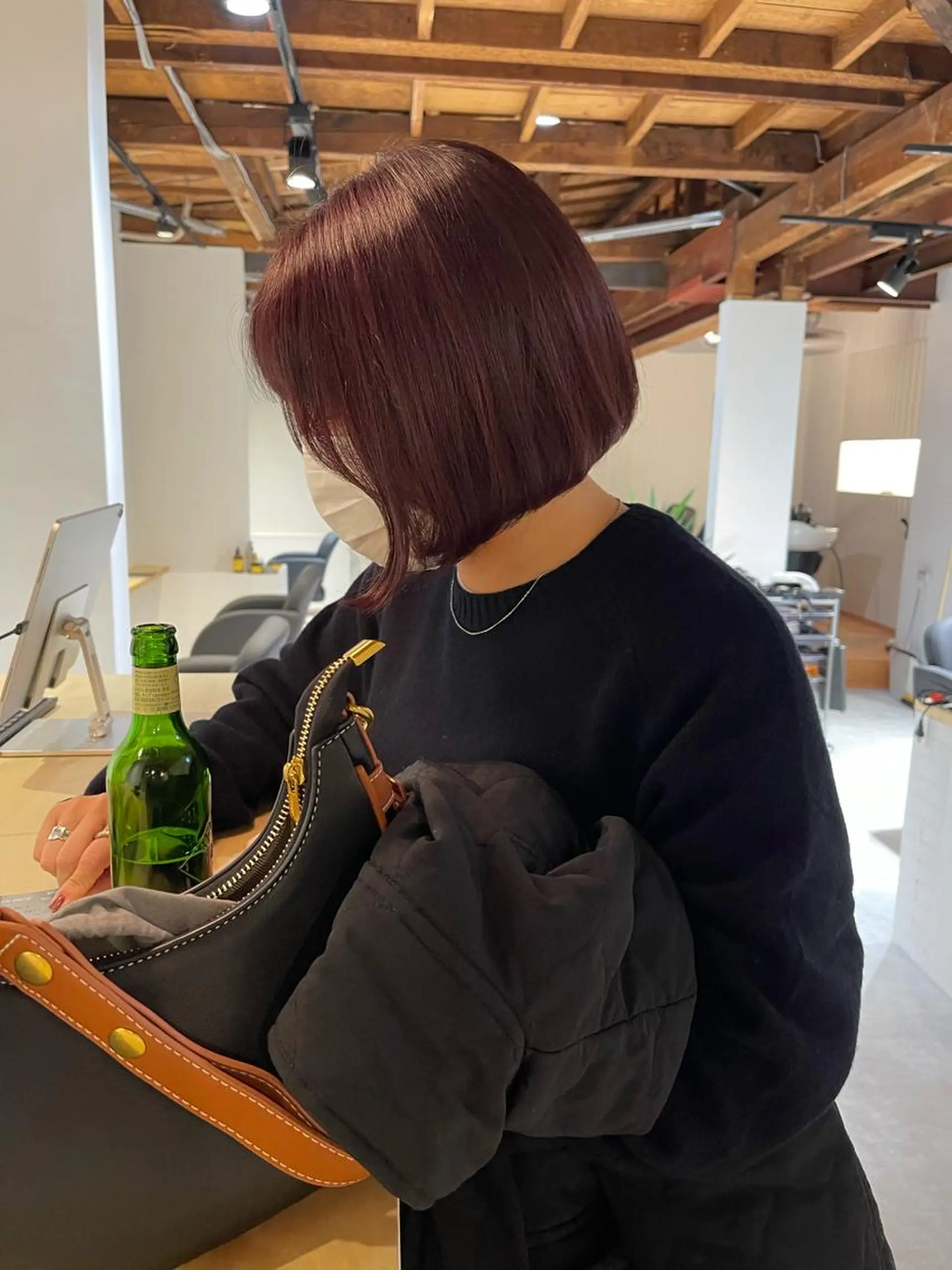ミディアム カラー ブリーチ ブリーチなしカラー io濱川 遥のヘアスタイル