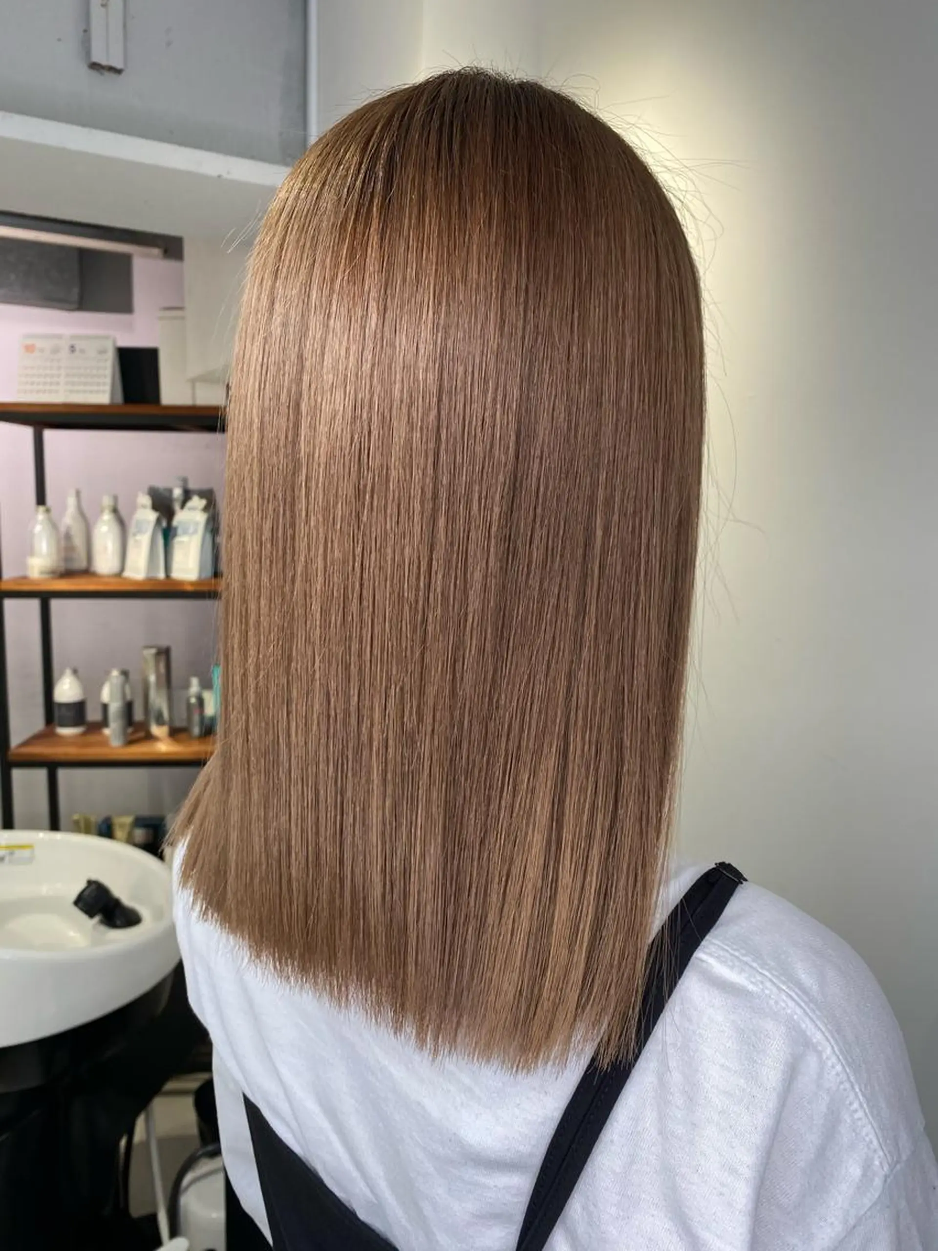 ミディアム カラー ベージュカラー ミルクティーベージュ ヘアカラー ALLY（アリー）所属・ミニモお気に入り数 No.1宍戸雄弥のヘアスタイル