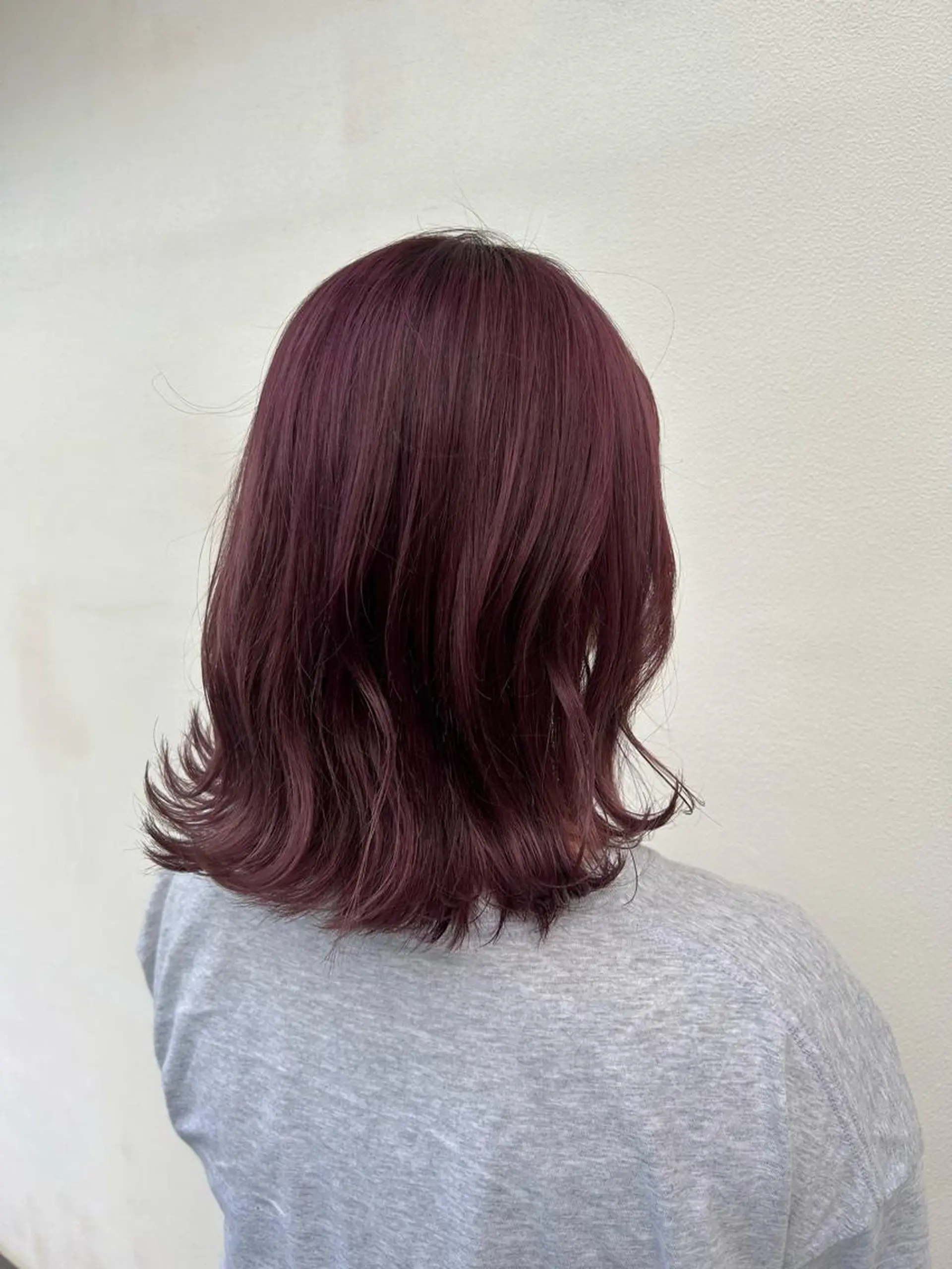 ミディアム カラー ブリーチ ラベンダーカラー ピンクカラー ピンクラベンダー カット ヘアカラー トリートメント 艶カラー/耳つぼ/ 浴衣着付け/渡辺奈緒のその他イメージ