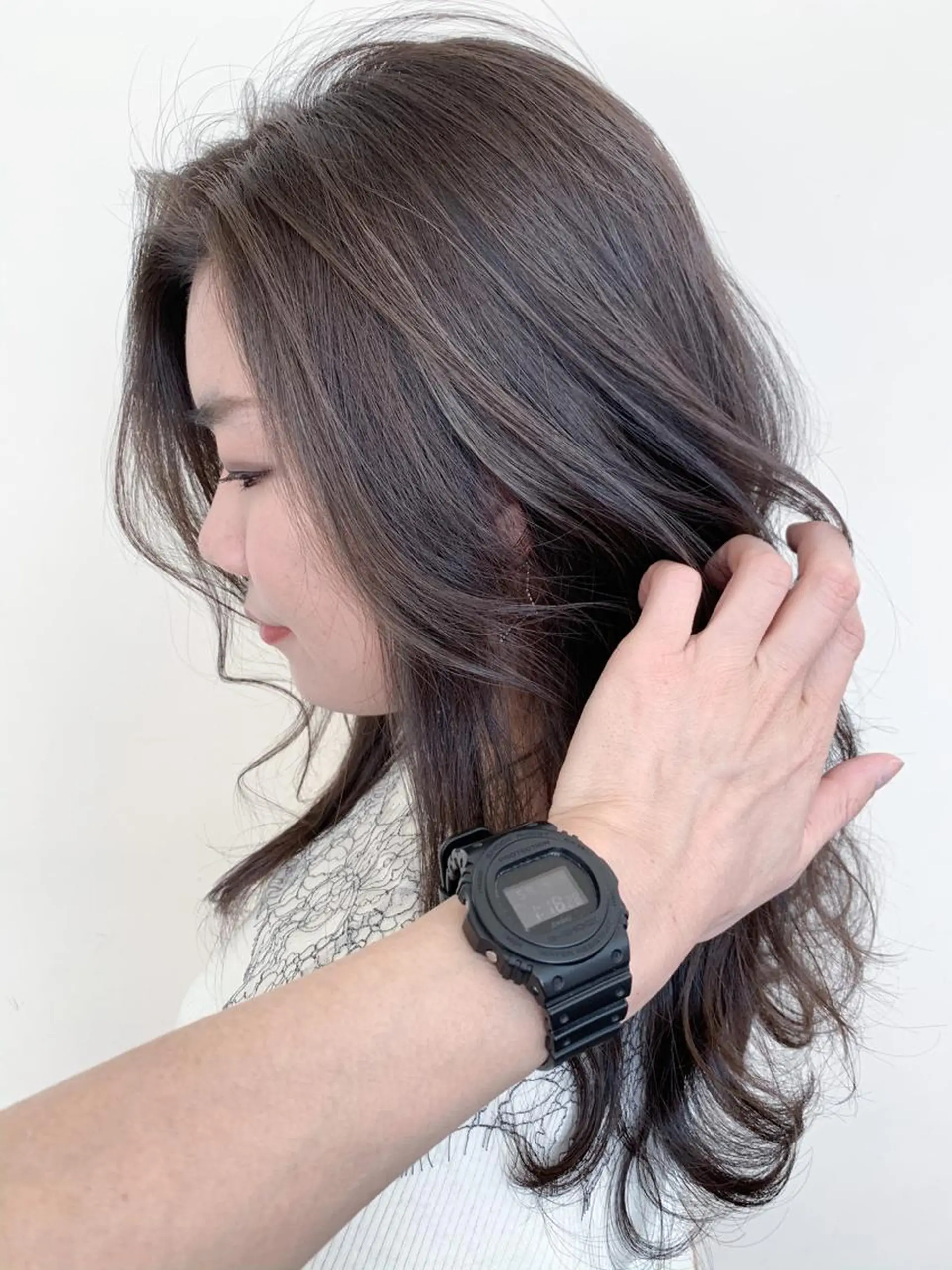 セミロング カラー デザインカラー ハイライトカラー ハイライト カット ヘアカラー トリートメント Beach private salon所属・Beach 代表 KENTAのヘアスタイル