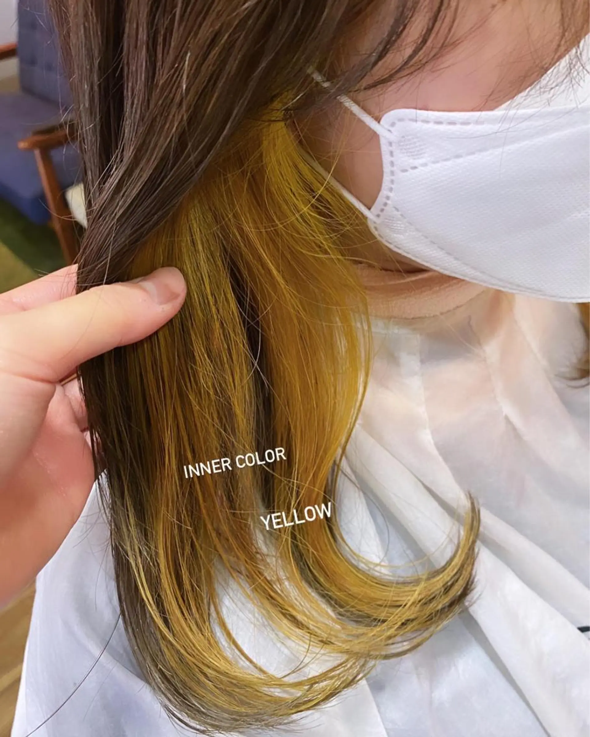 ロング カラー ヘアカラー 塩澤 榛奈のヘアスタイル