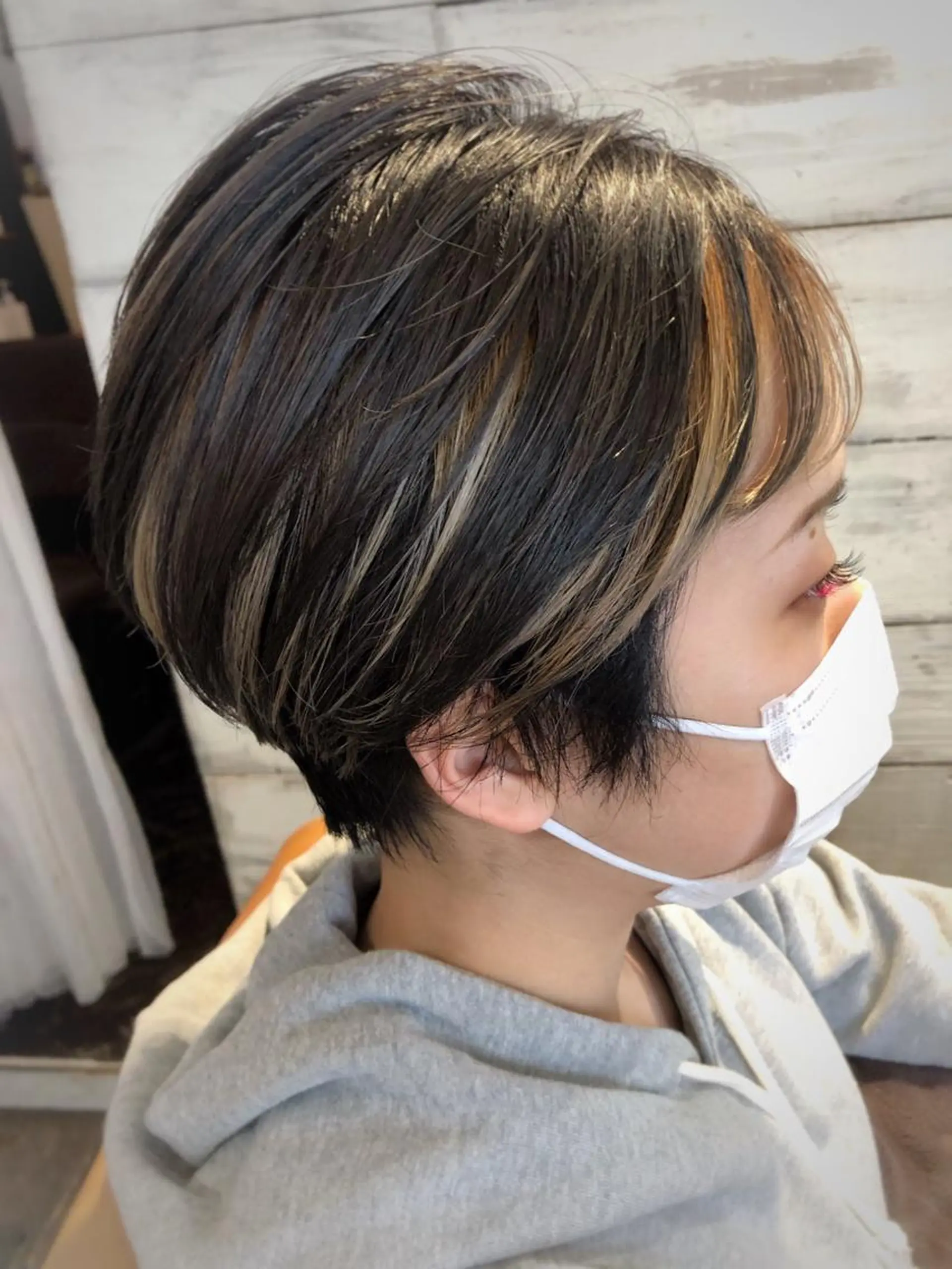 ショート ヘアカラー CUORE クオーレのヘアスタイル