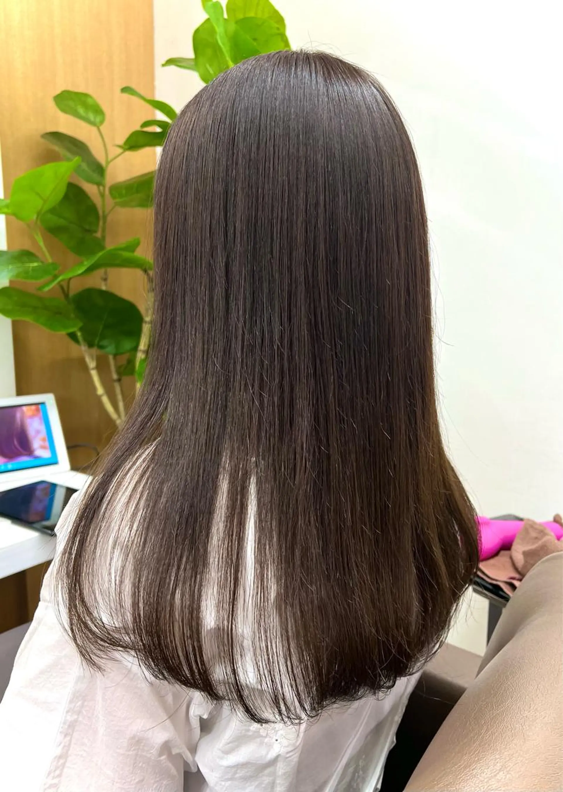 ロング カラー 透明感カラー/ イルミナカラーヒロキのヘアスタイル