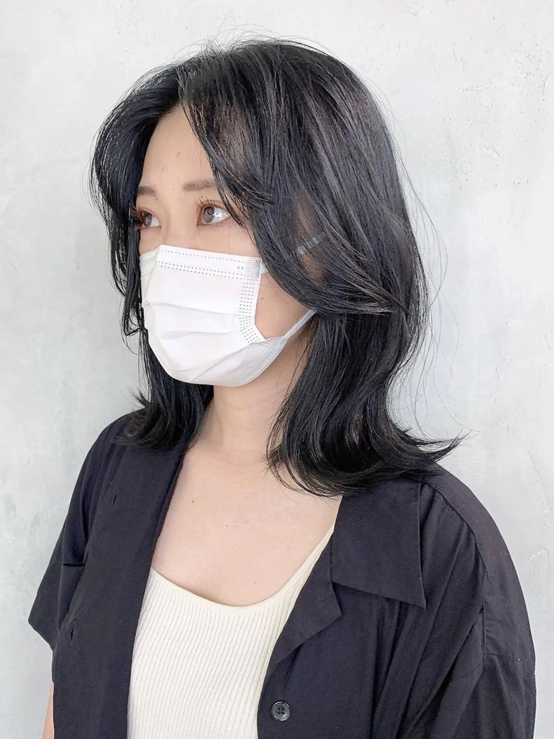 ミディアム カラー ヘアアレンジ パーマ くびれヘア くびれレイヤー レイヤーカット ITbyALBUM 八王子店のヘアスタイル