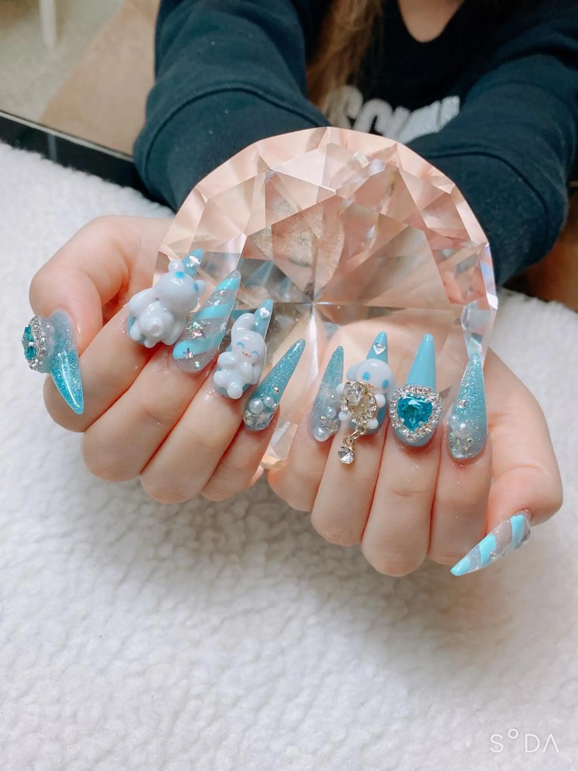 ネイル ハンドネイル ニコ ニコのネイルデザイン